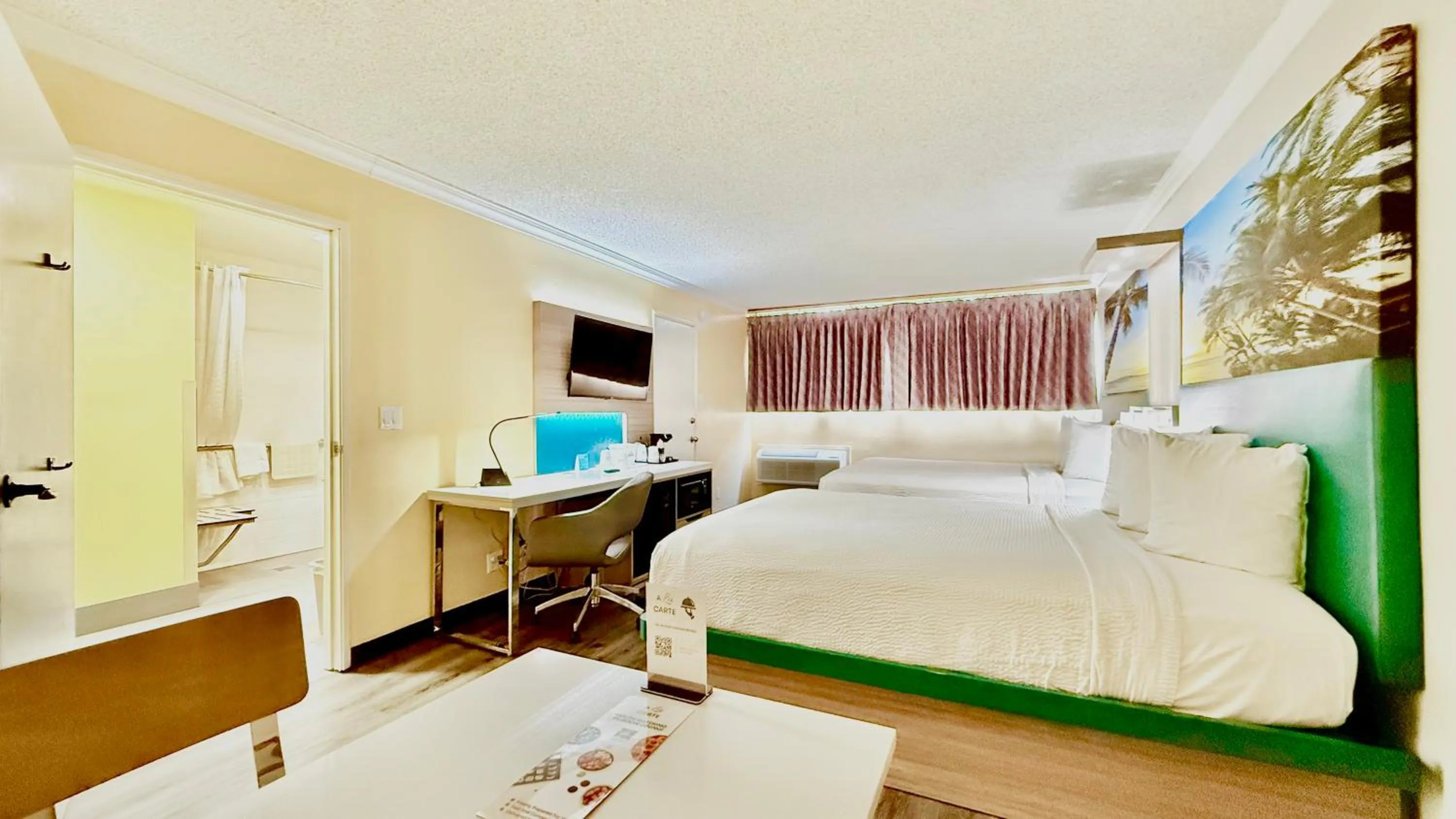 Bed in Days Inn by Wyndham Los Angeles Stadium Area LAX