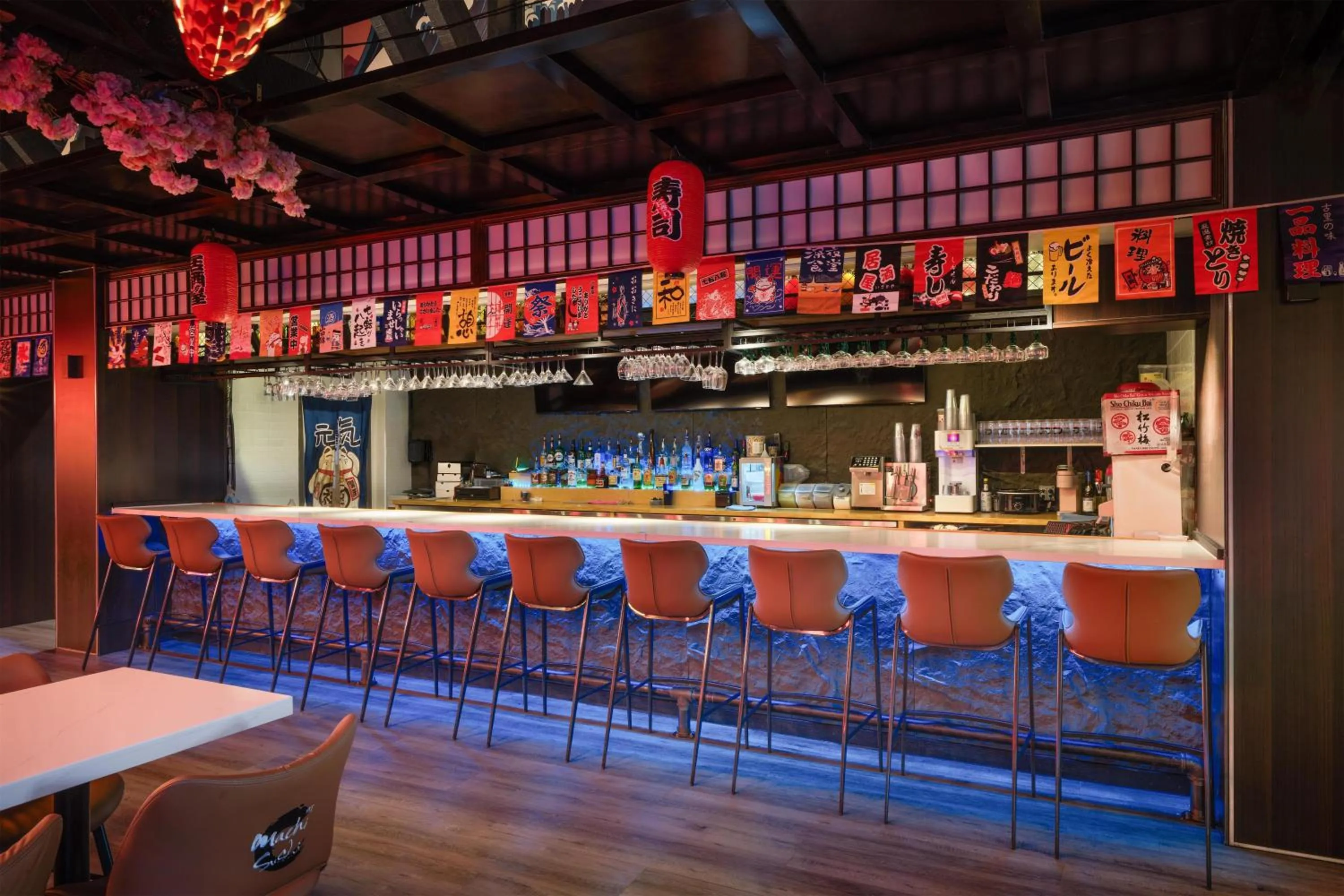 Lounge or bar in Aiden Austin City Hotel