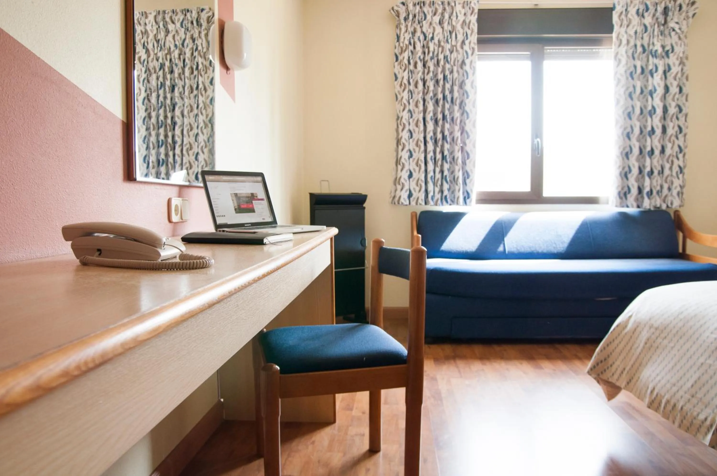 Bedroom in Hotel Aragón