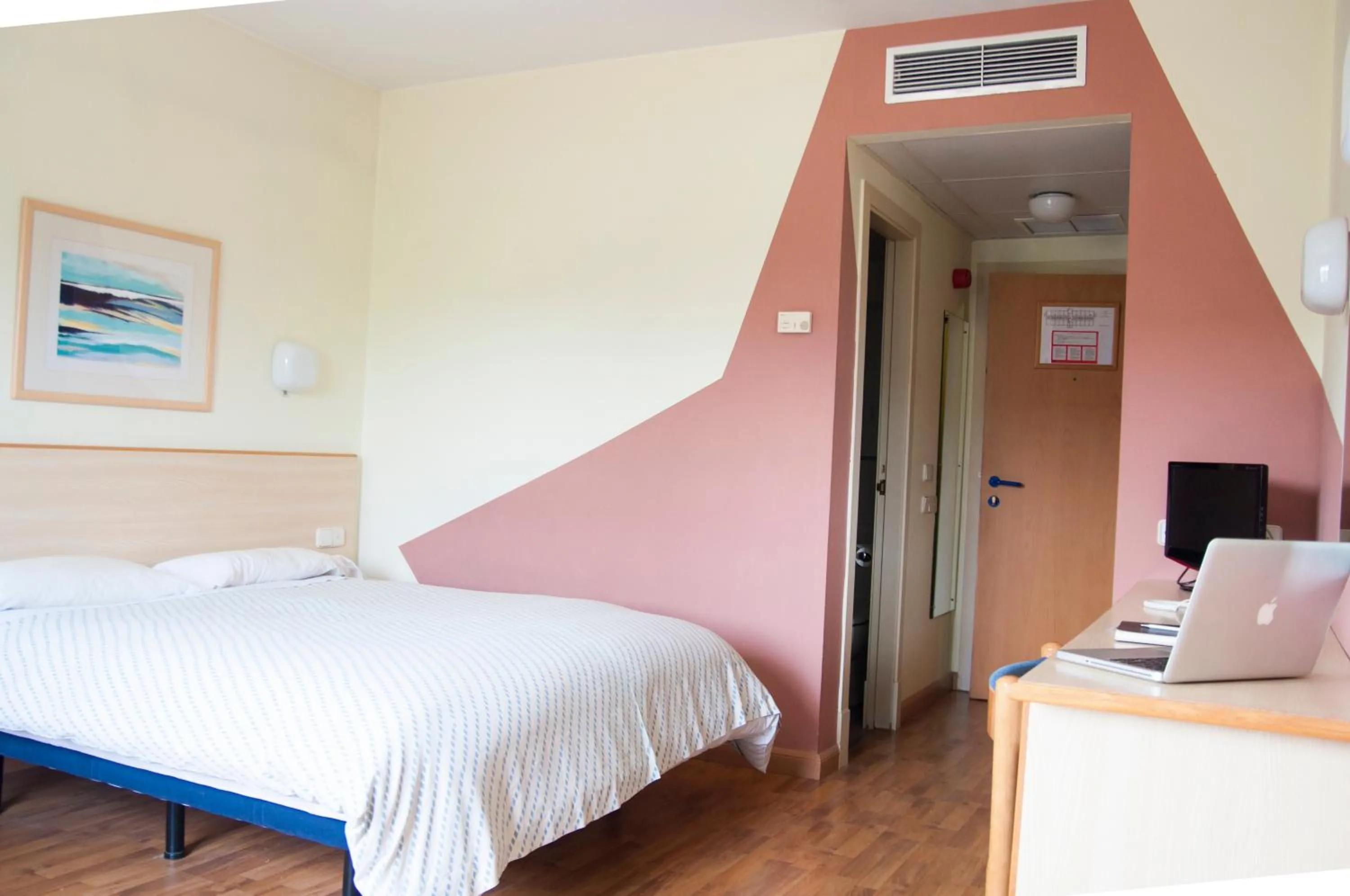 Bedroom in Hotel Aragón