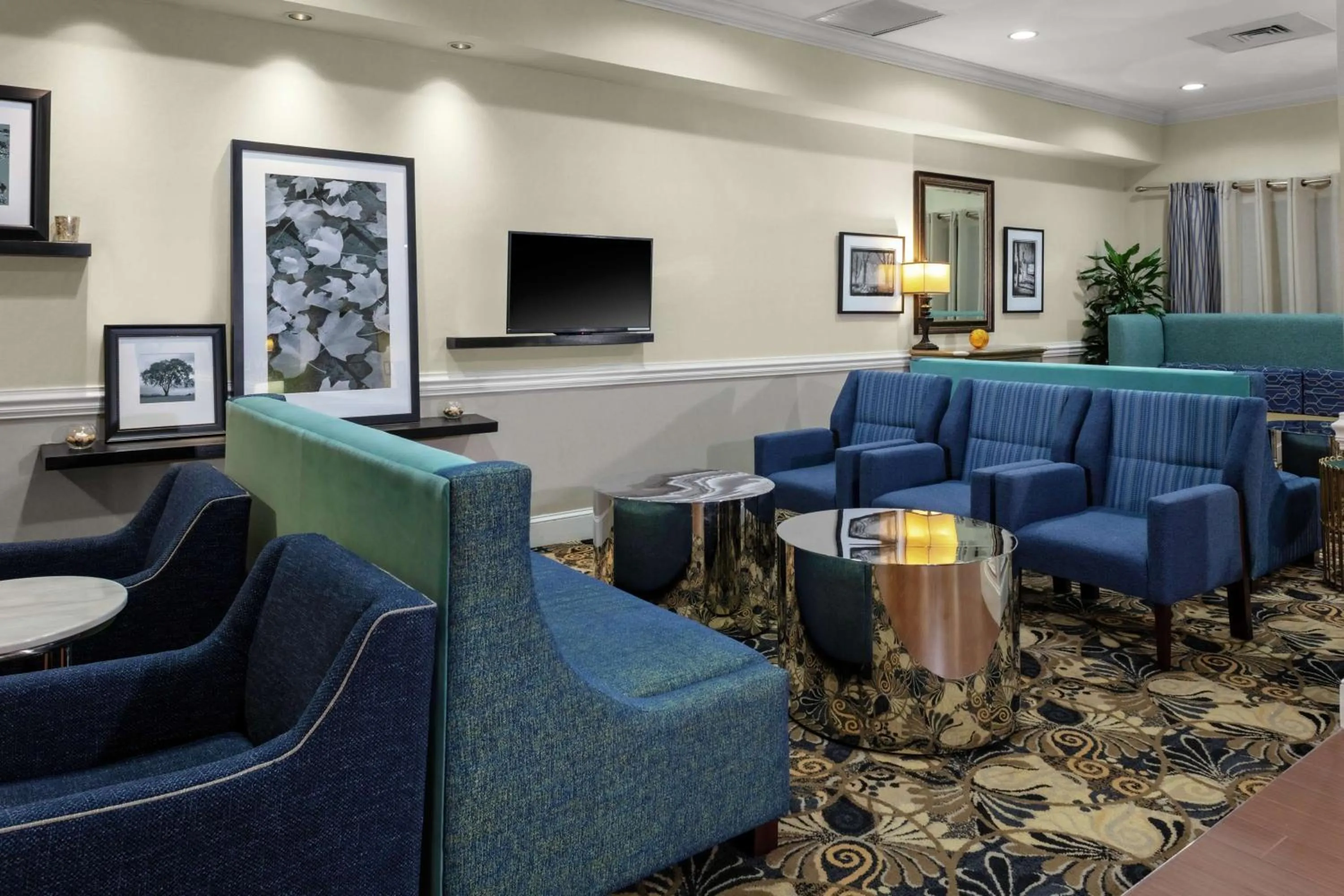 Lobby or reception in Hampton Inn & Suites Concord-Charlotte