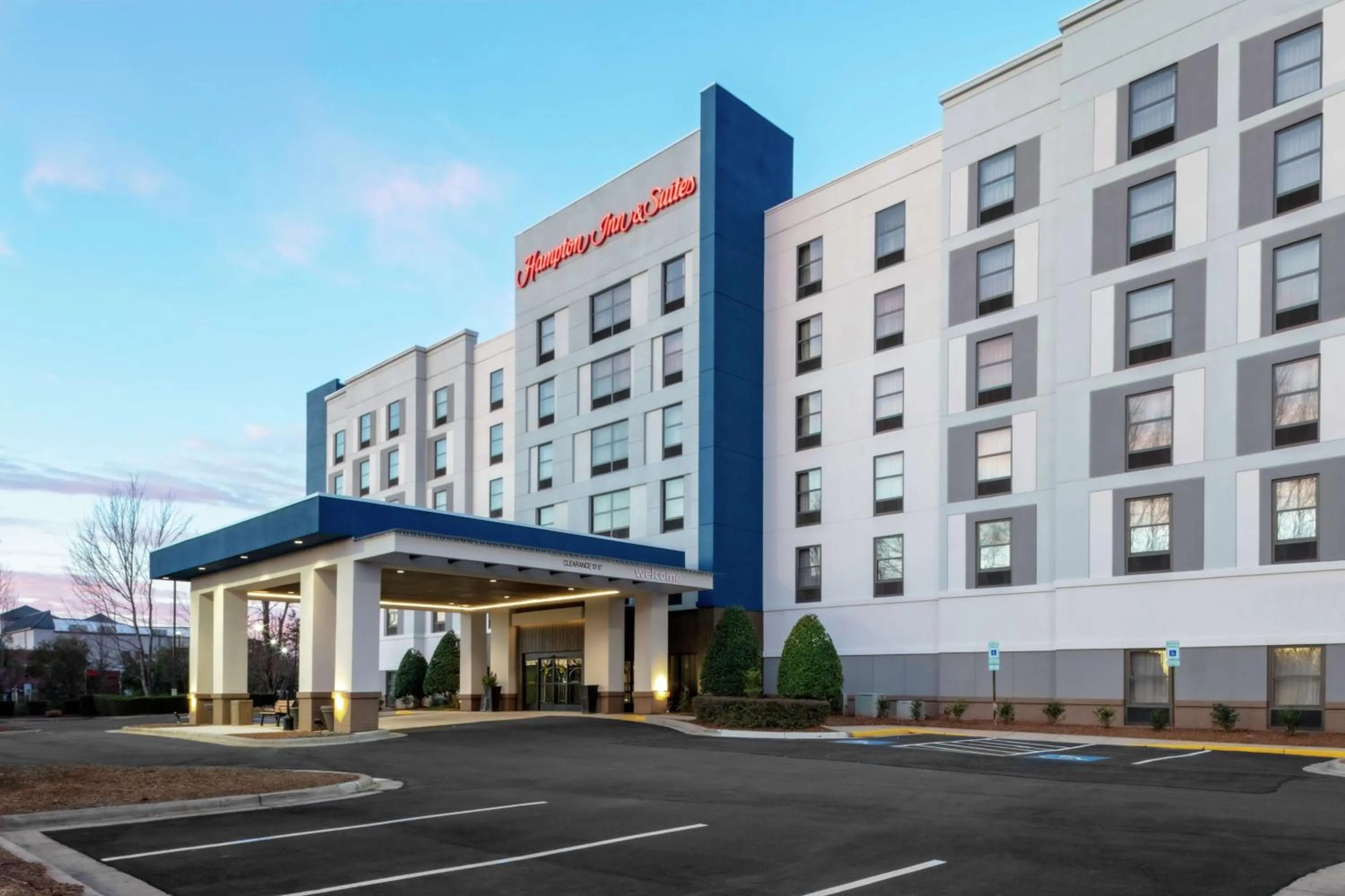 Property building in Hampton Inn & Suites Concord-Charlotte
