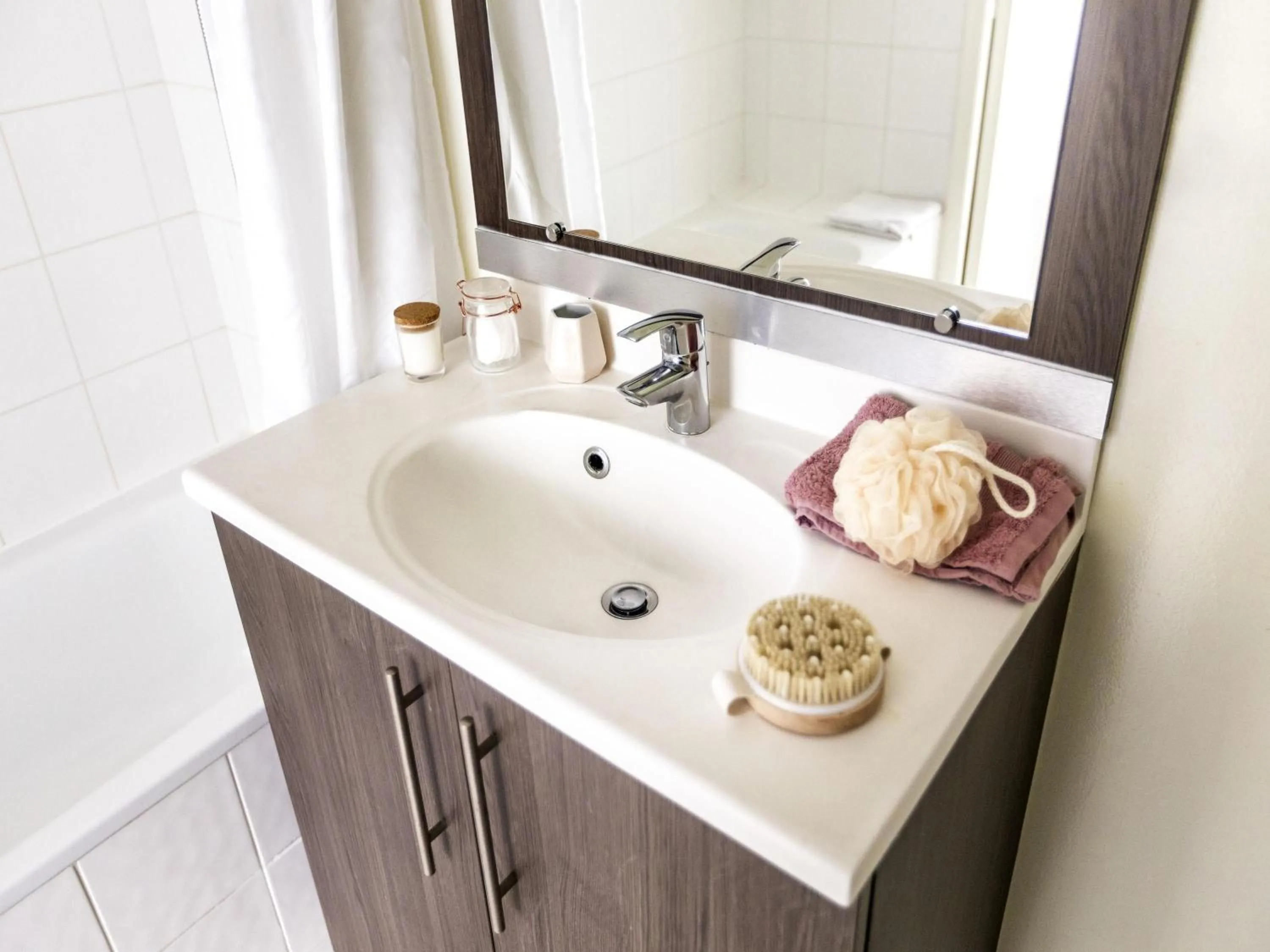 Bedroom in Aparthotel Adagio Access Orléans