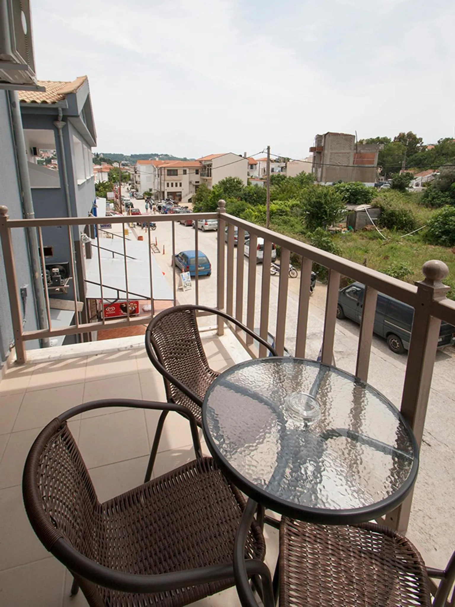 Street view in PINEAPPLE Skiathos