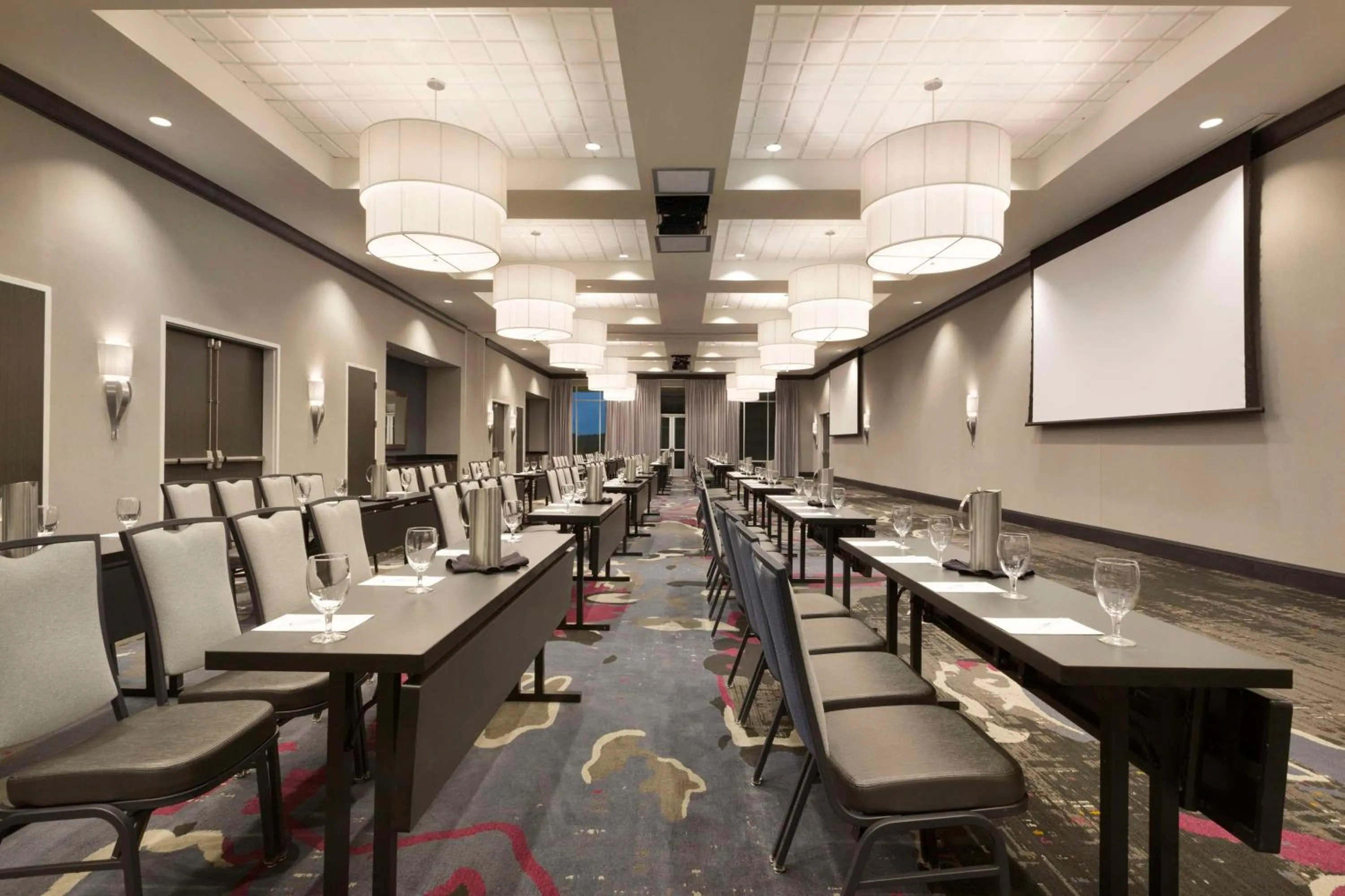Meeting/conference room in Embassy Suites by Hilton Greenville Downtown Riverplace