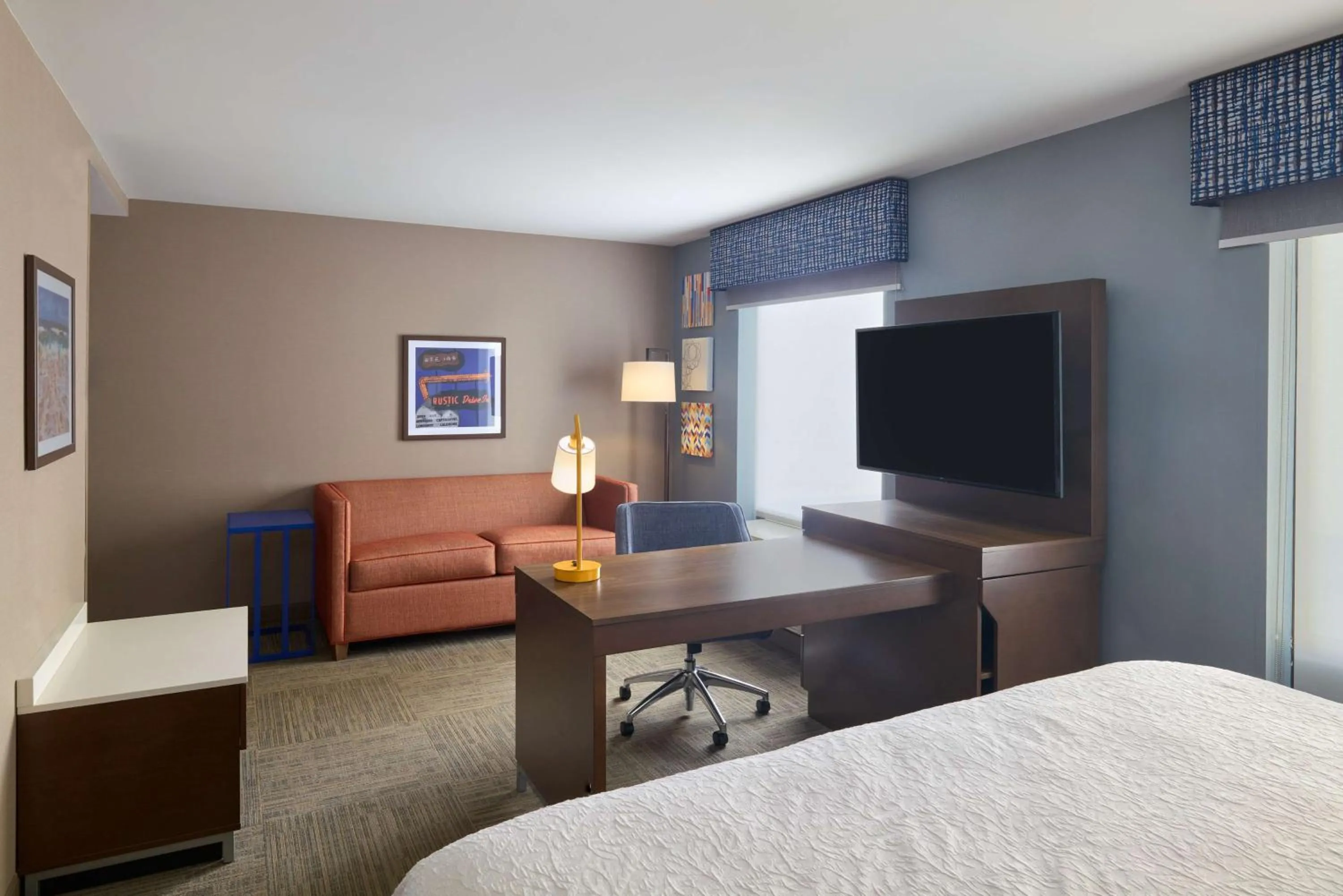 Bedroom, Bed in Hampton Inn & Suites Providence / Smithfield