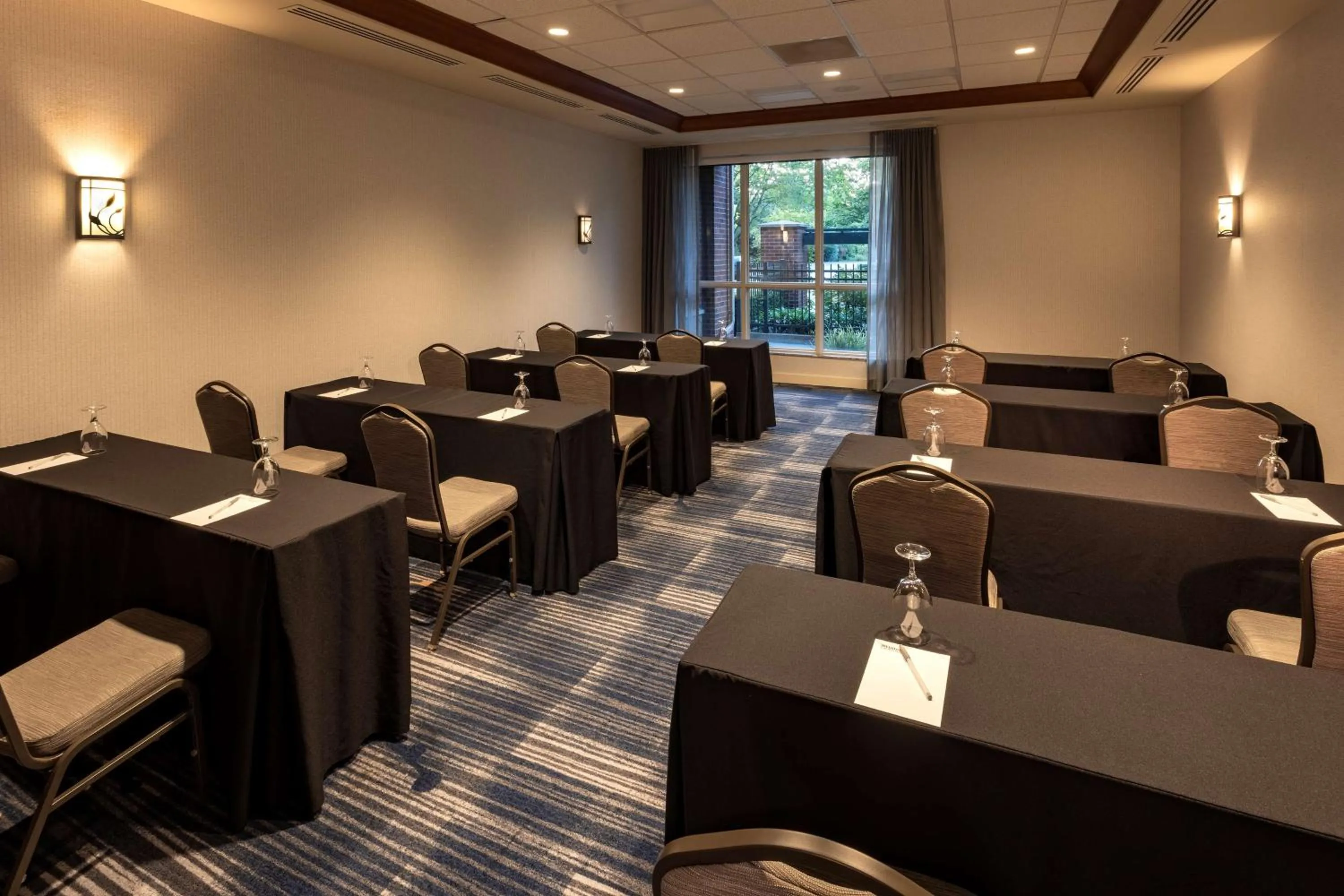 Meeting/conference room in Hilton Garden Inn Seattle/Issaquah