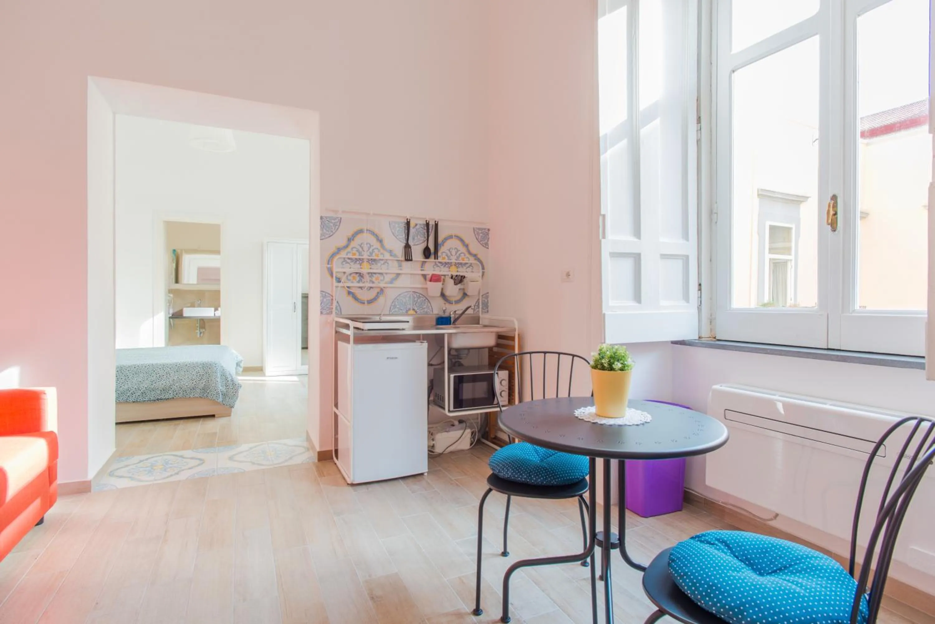 People in In...Napoli B&B