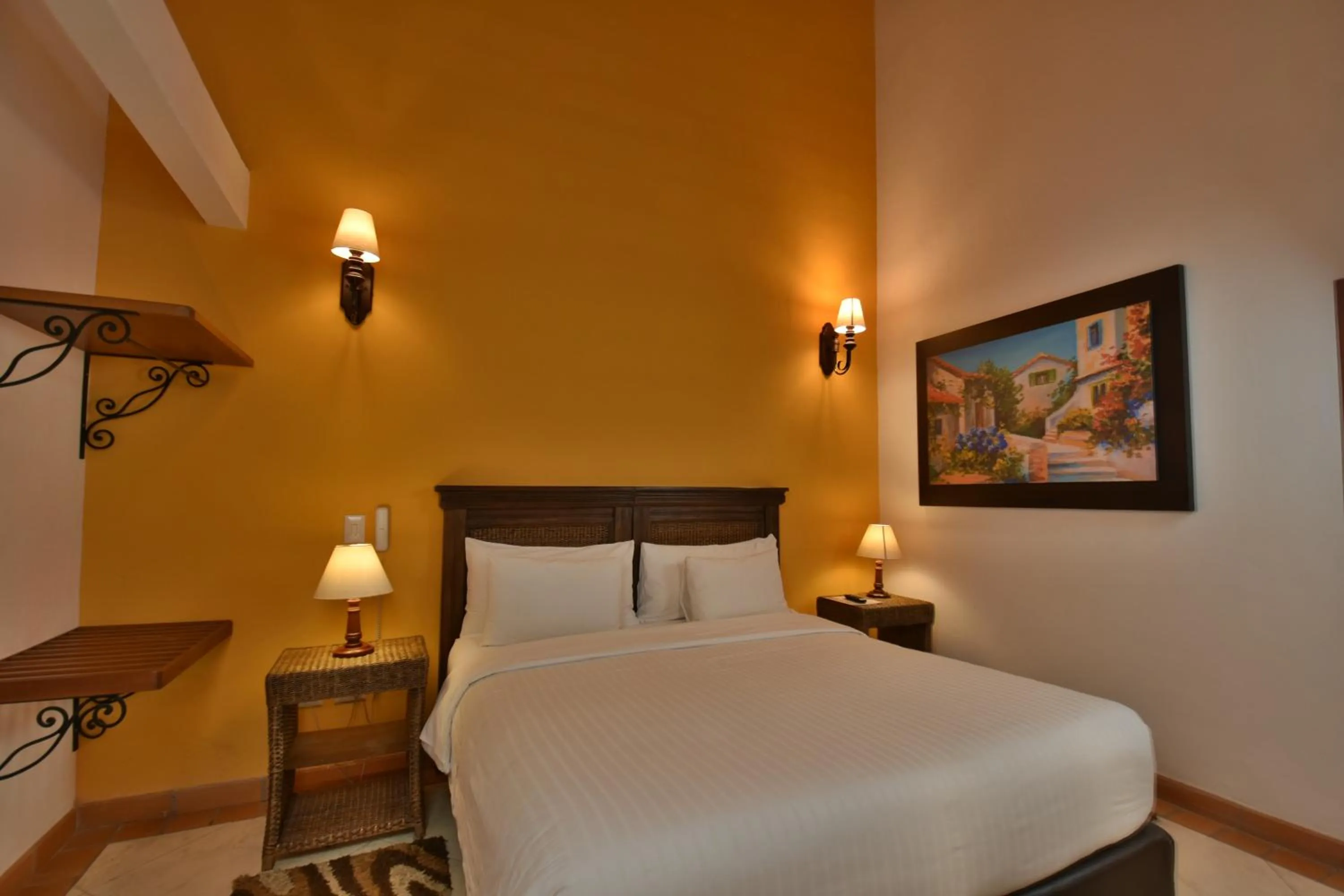 Bed in Hotel Campanario Real