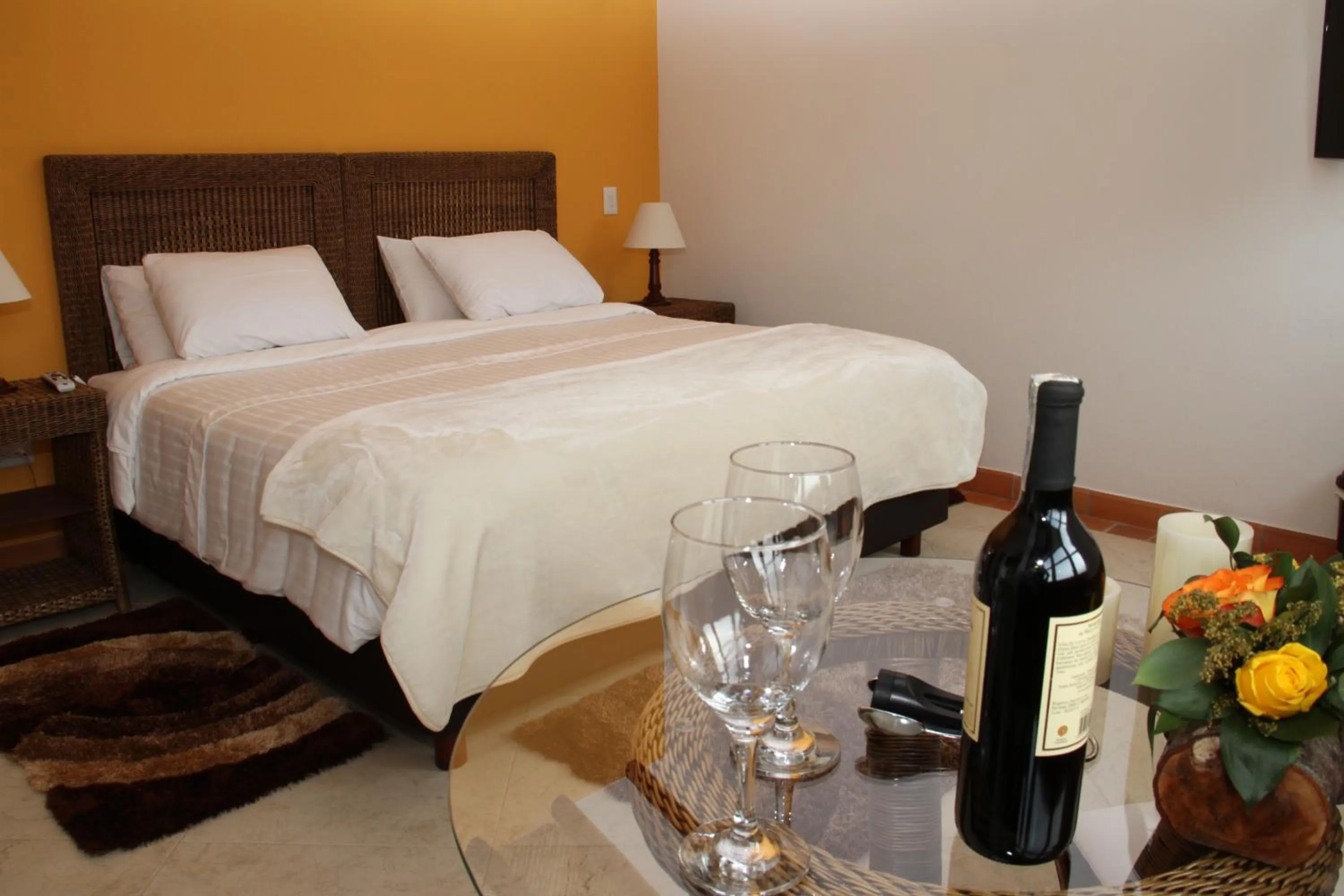 Photo of the whole room, Bed in Hotel Campanario Real