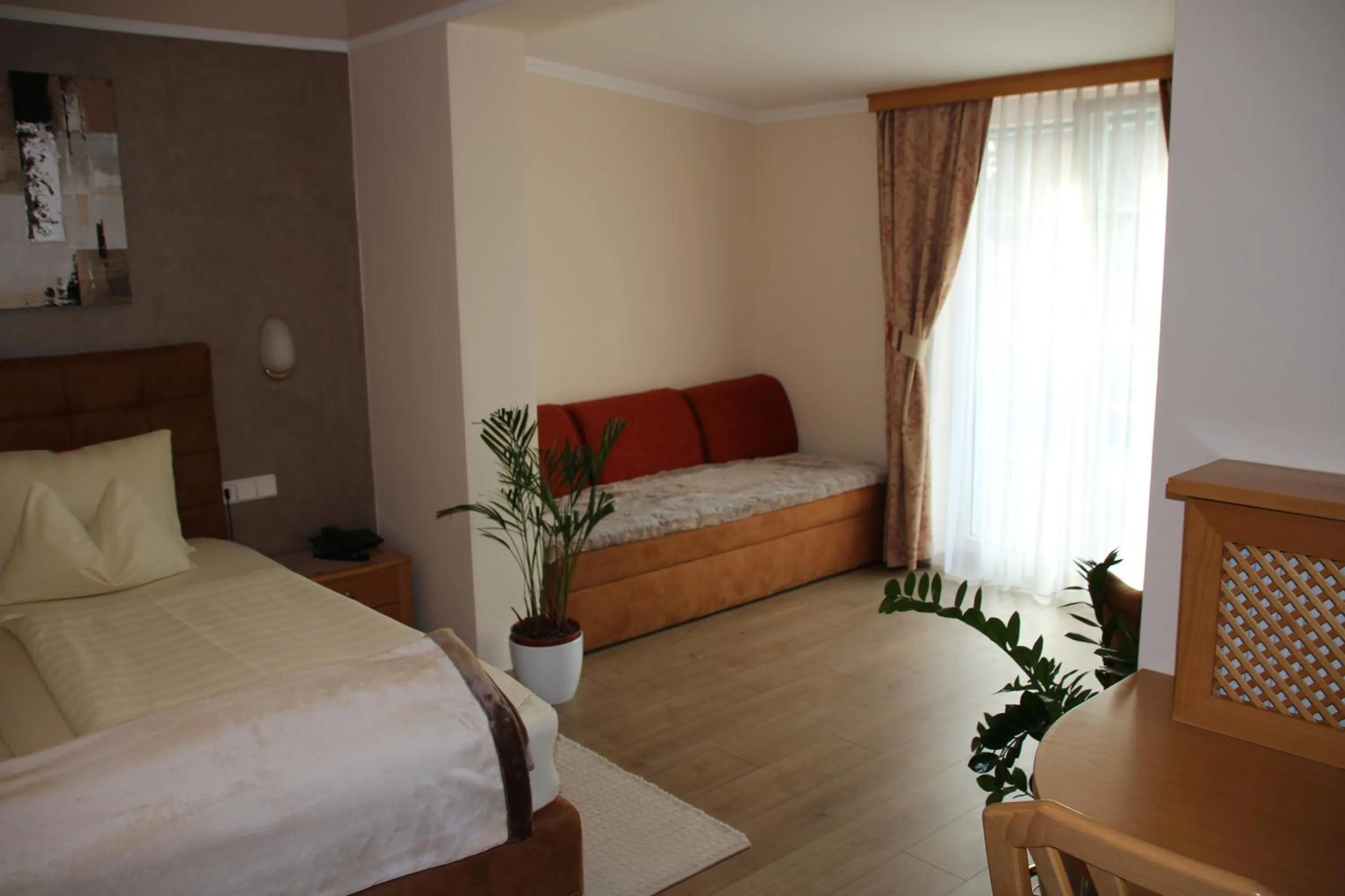 Photo of the whole room, Bed in Hotel Lang