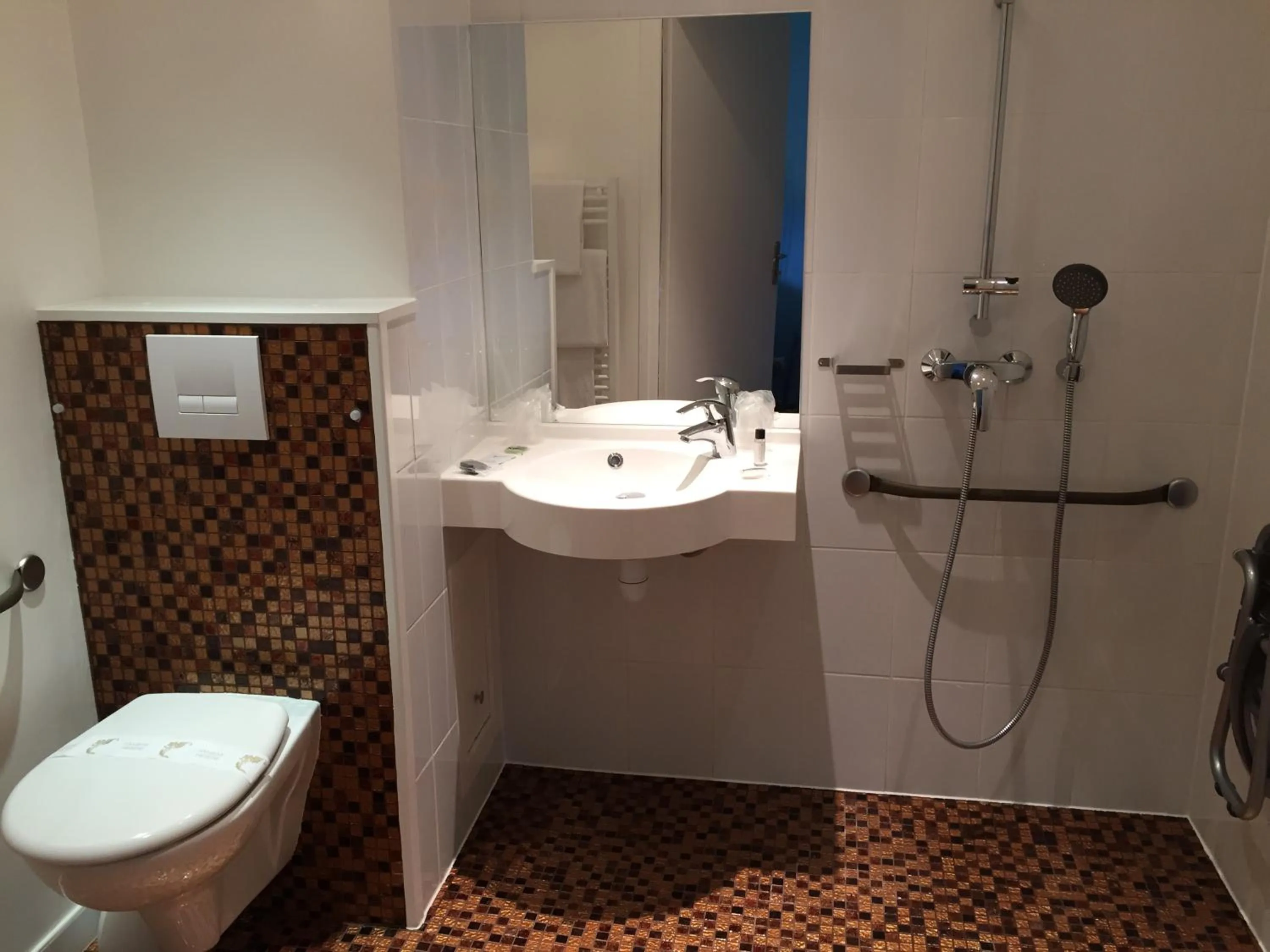 Bathroom in Hotel Restaurant Baryton