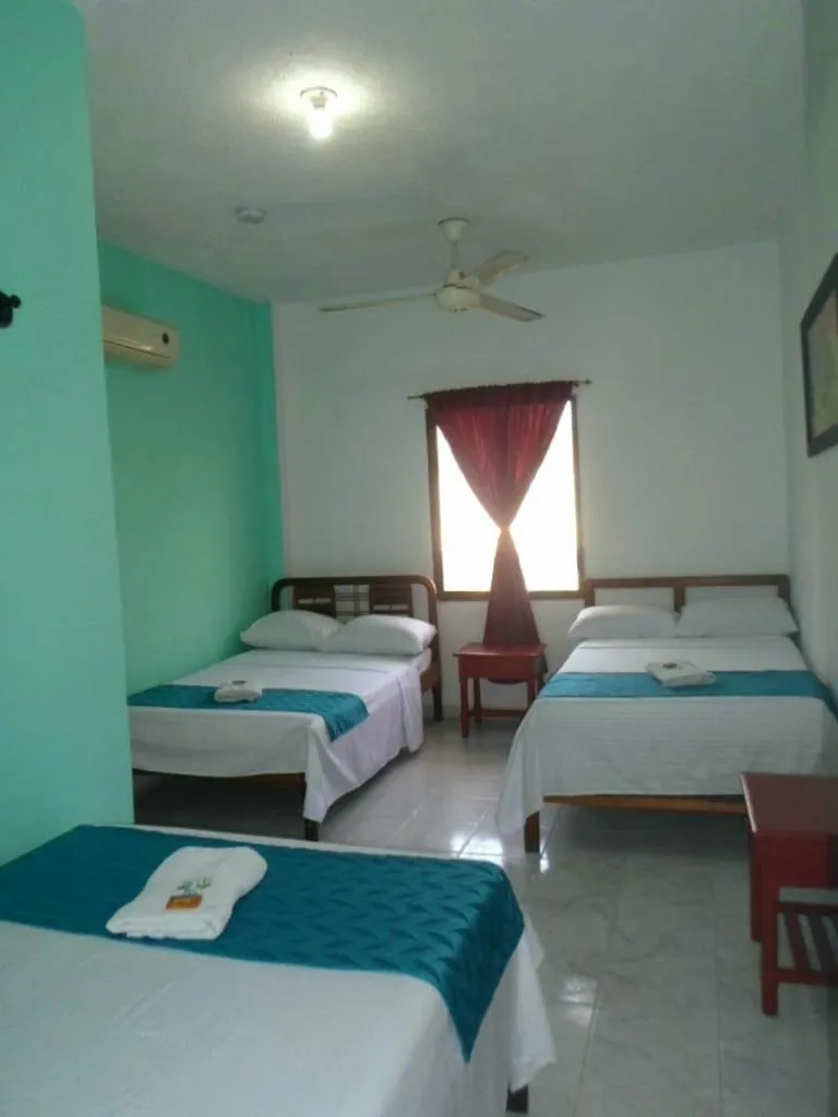 Photo of the whole room, Bed in Hotel Las Vegas by CMS hotels