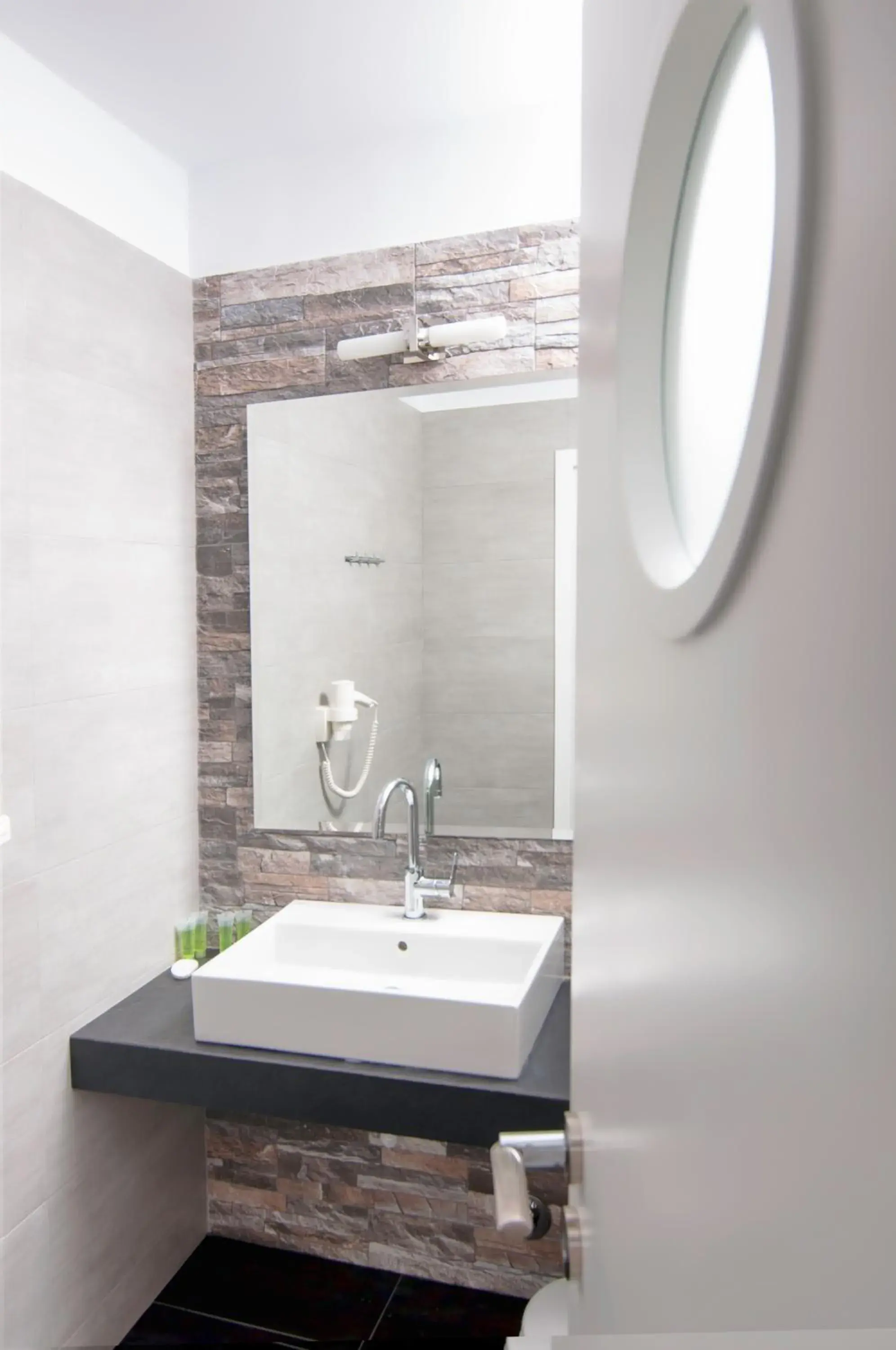 Quadruple Room with Sea View in Skopelitis Village Quadruple Room with Sea View in Skopelitis Village