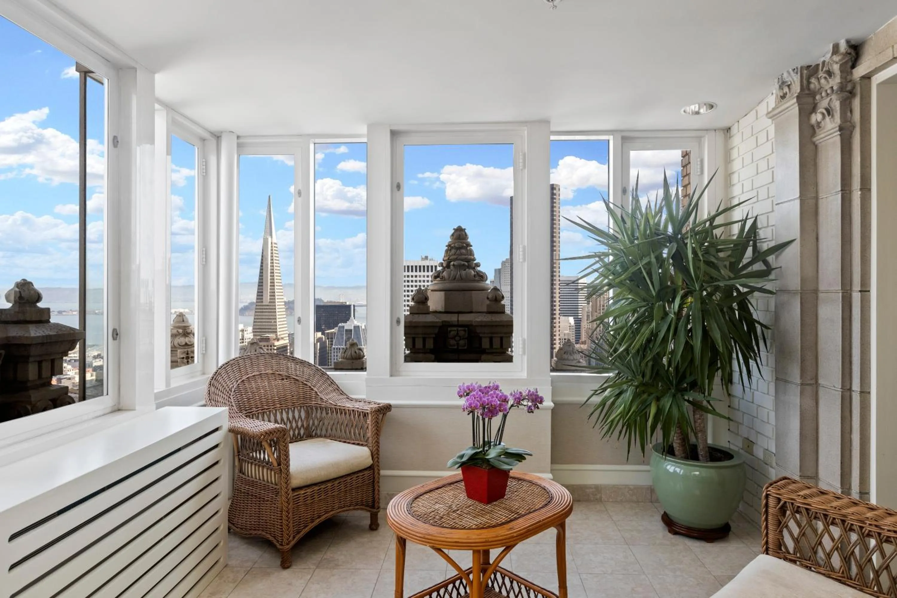 Balcony/Terrace in InterContinental Mark Hopkins San Francisco by IHG
