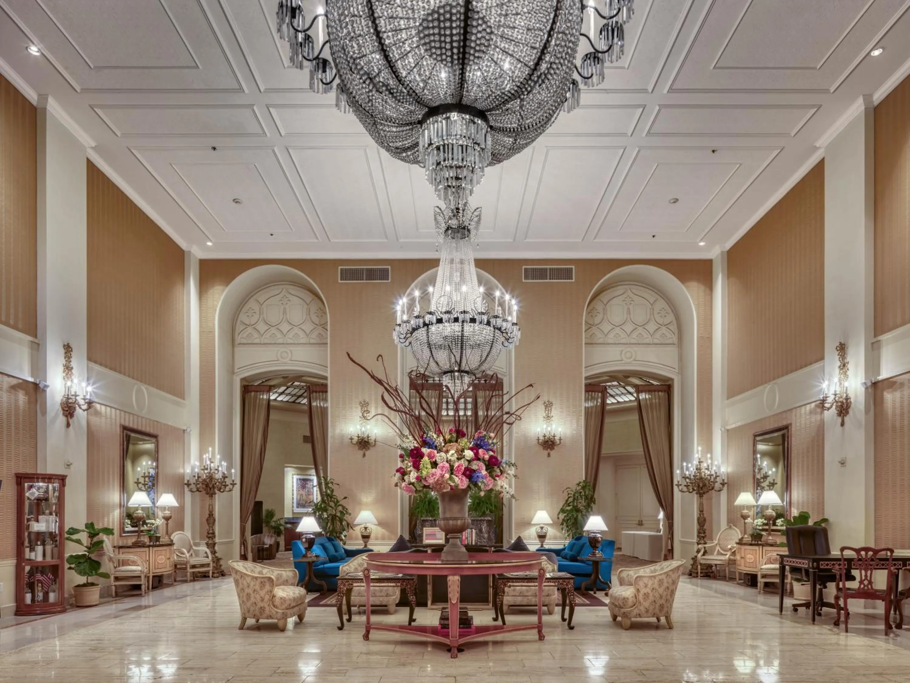 Lobby or reception in InterContinental Mark Hopkins San Francisco by IHG