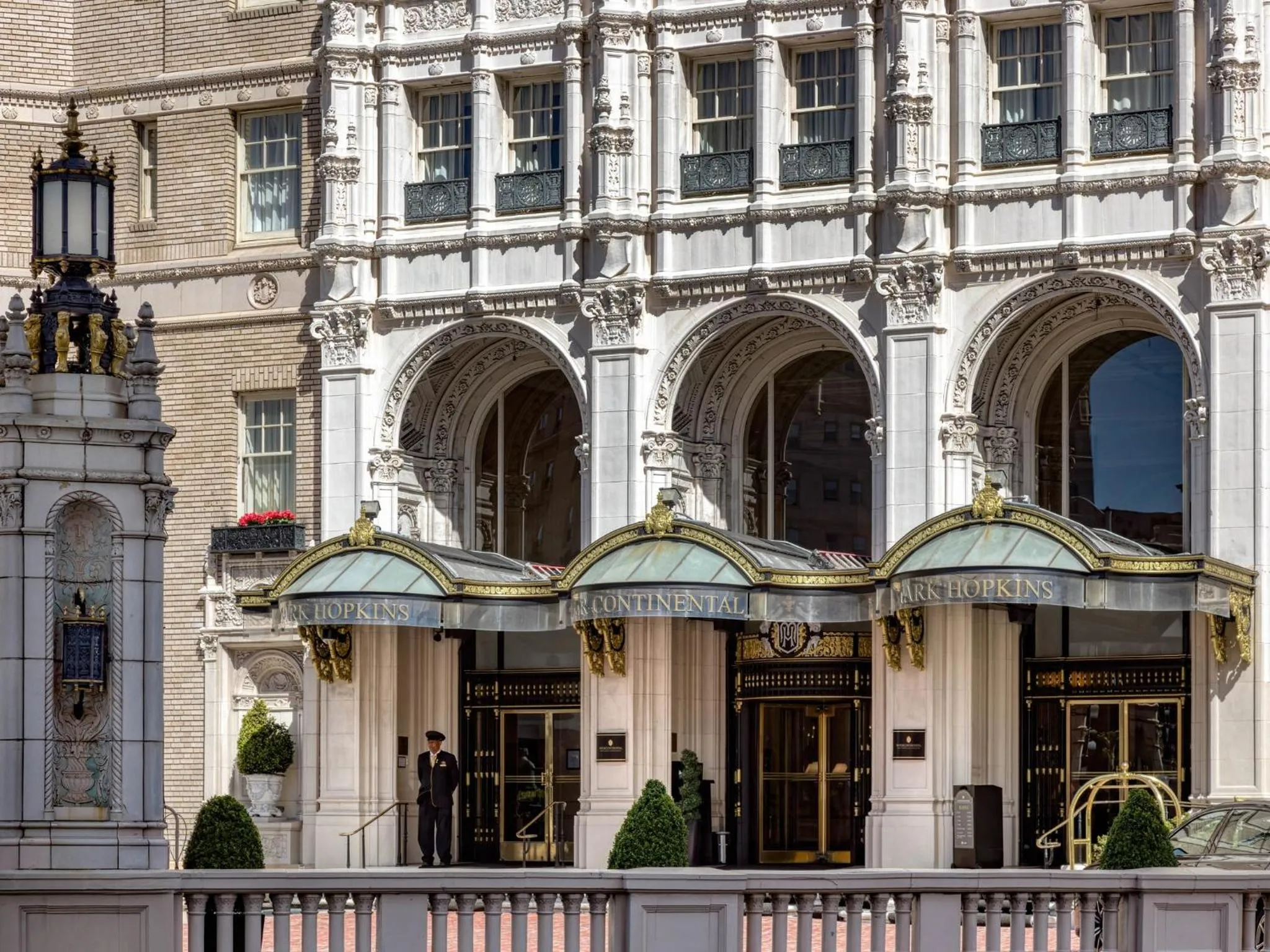 Property building in InterContinental Mark Hopkins San Francisco by IHG