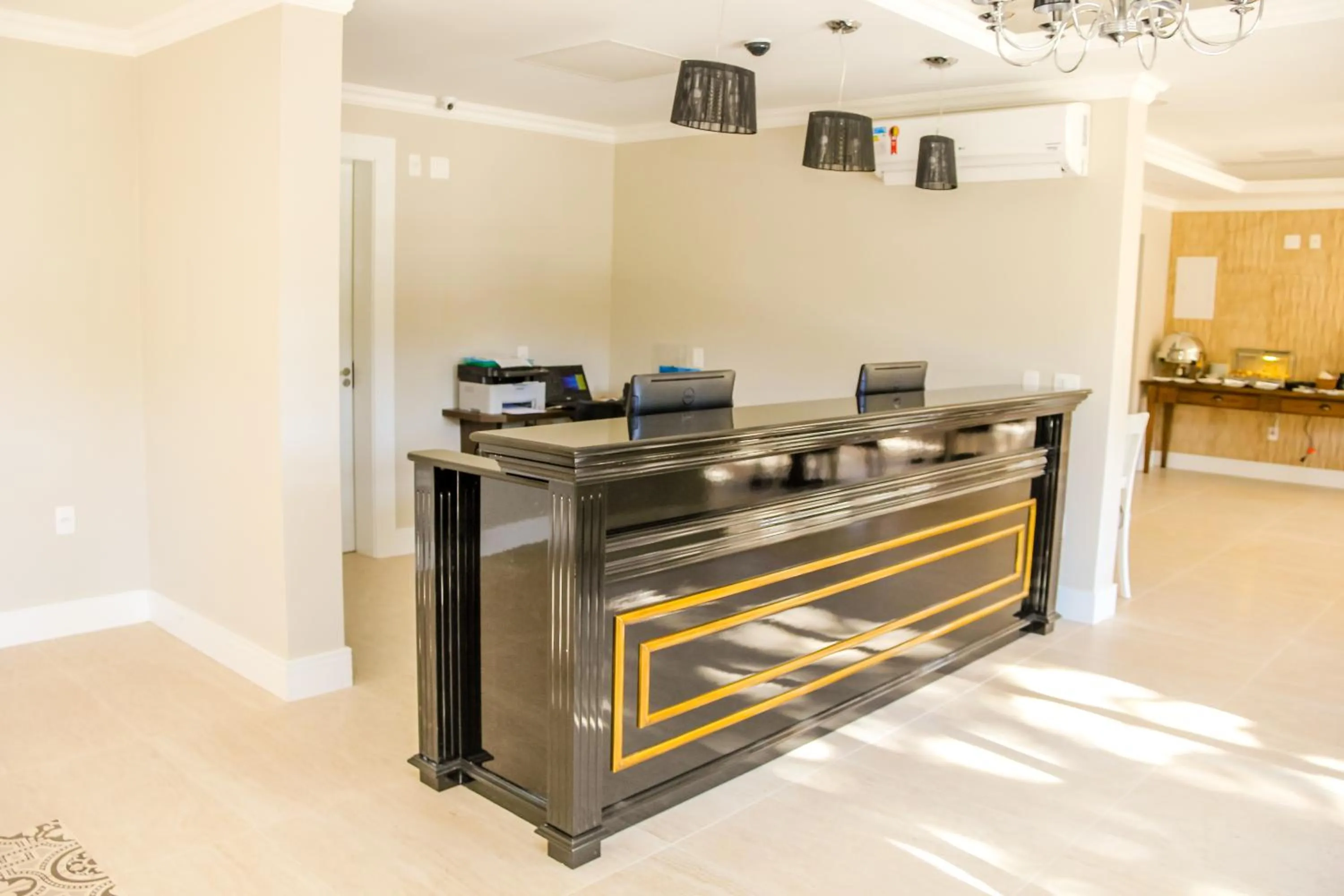 Lobby or reception in Hotel Gramado Interlaken