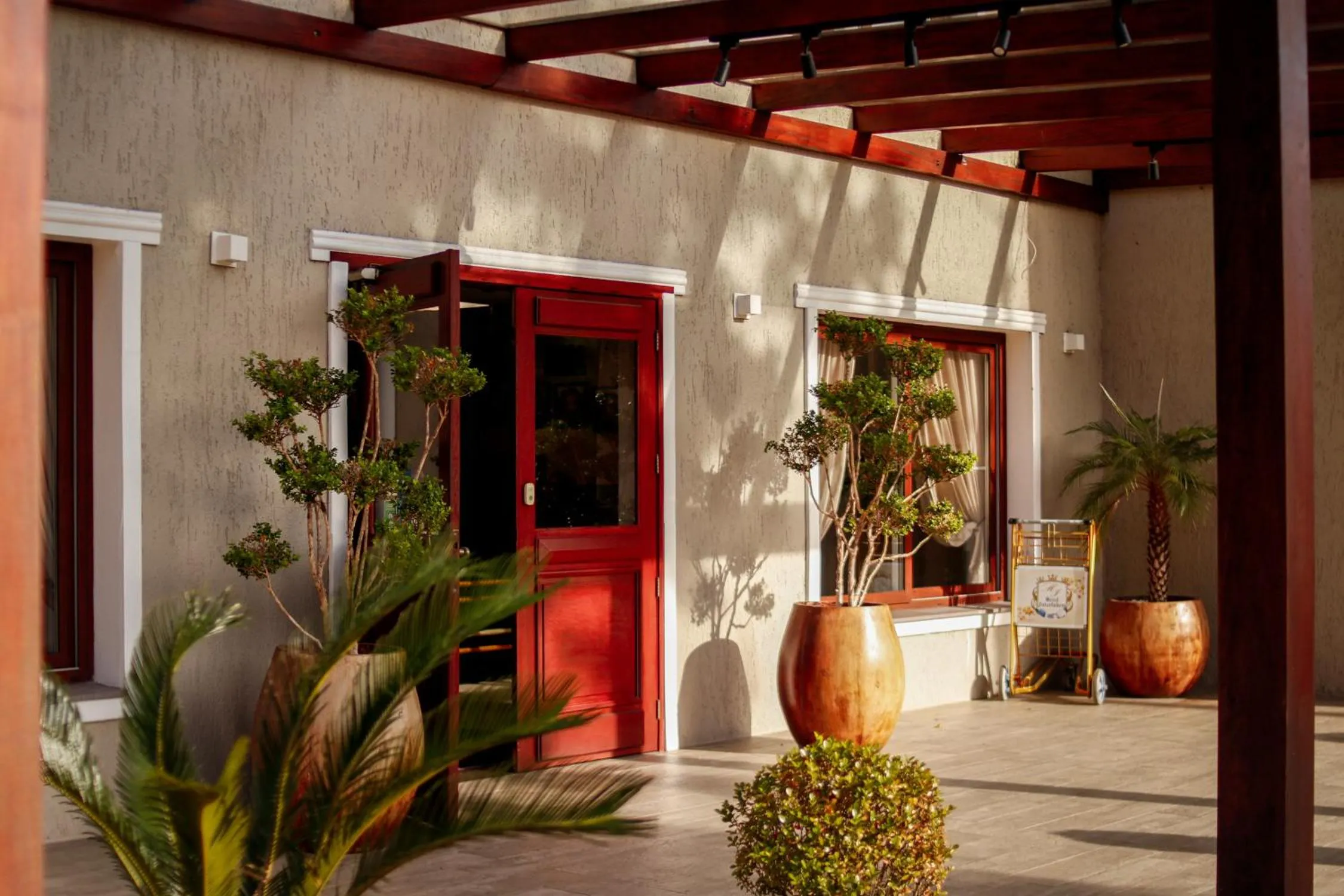 Property building in Hotel Gramado Interlaken