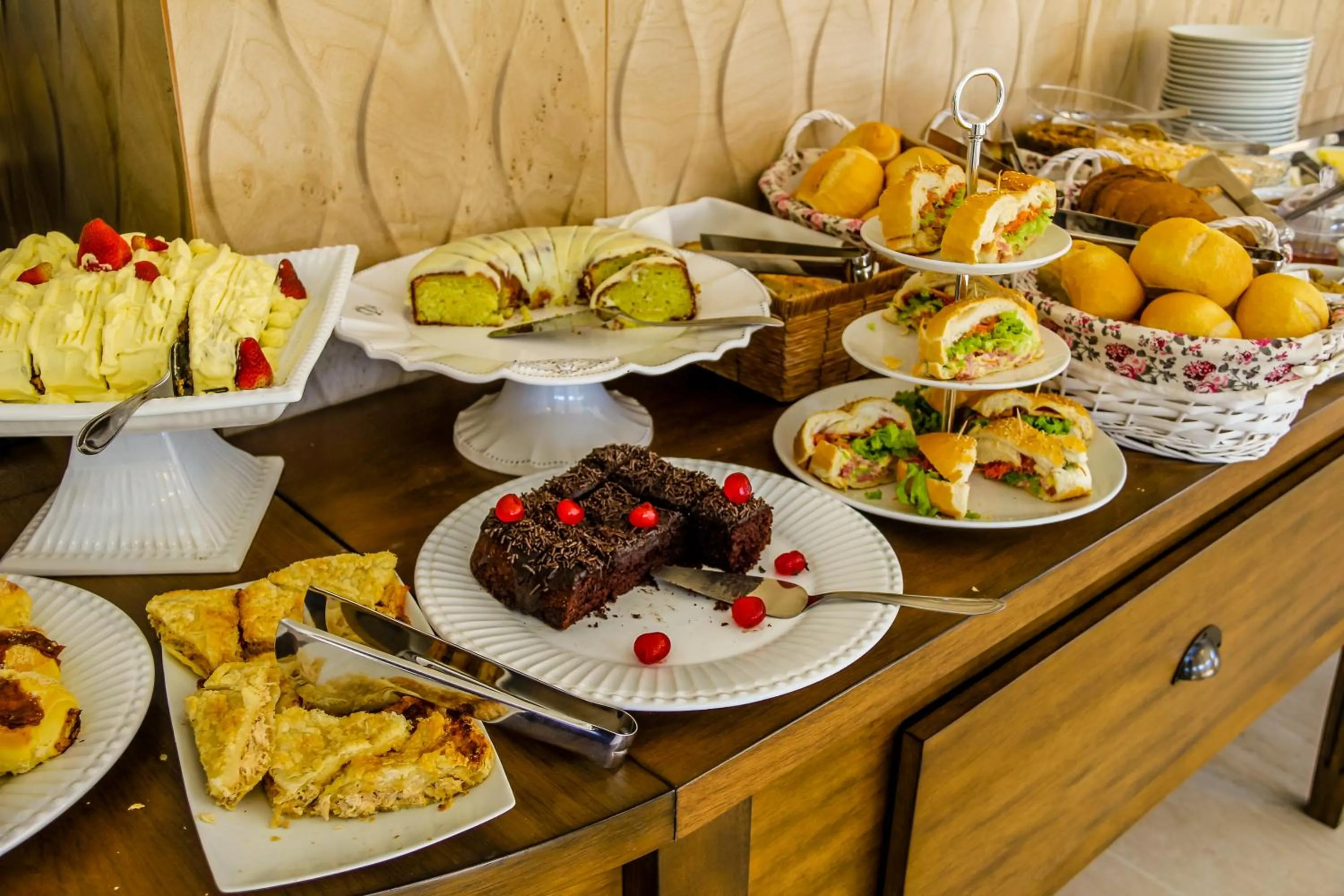 Buffet breakfast in Hotel Gramado Interlaken