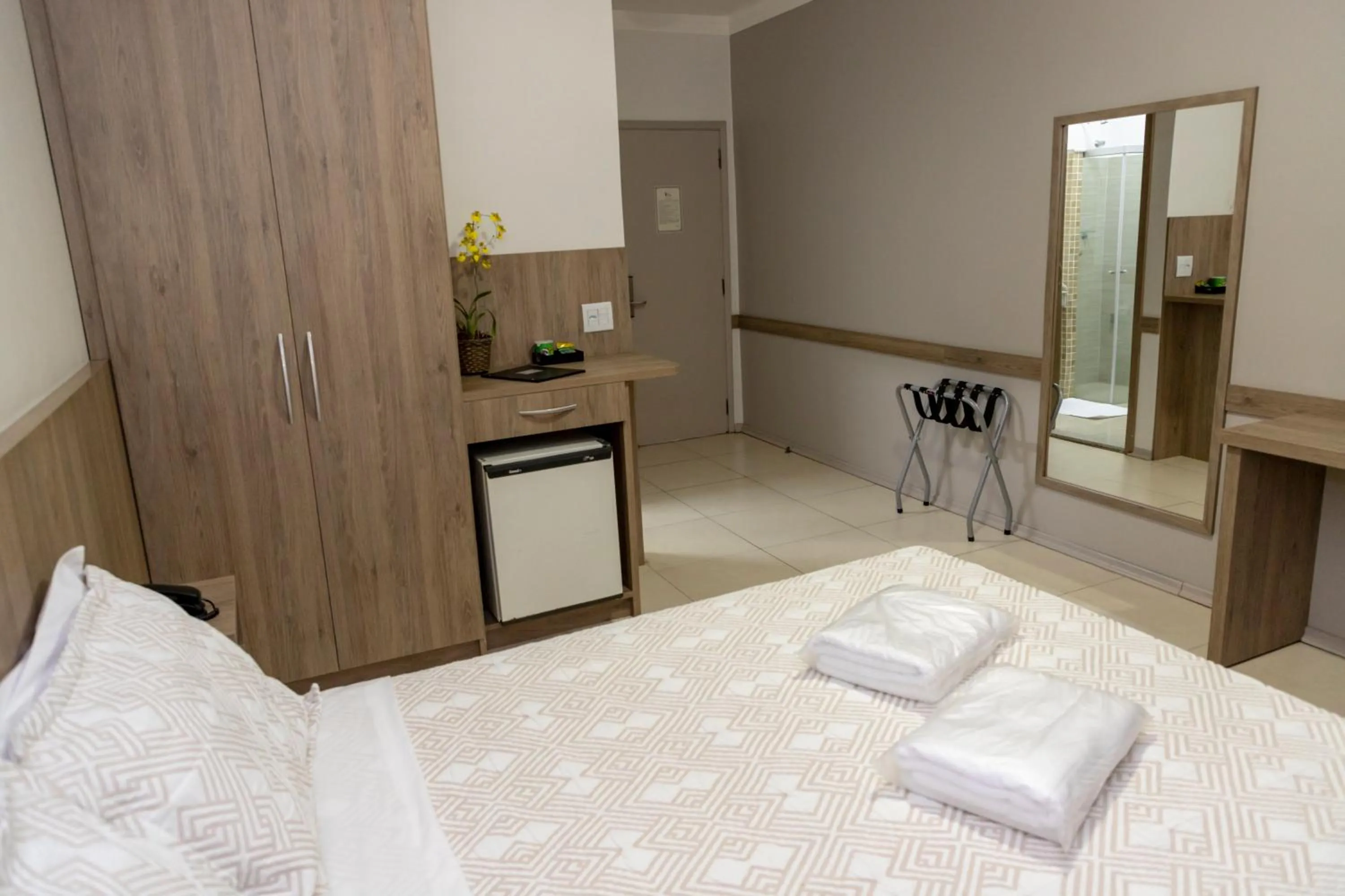 Bedroom, Bed in Realce Hotel