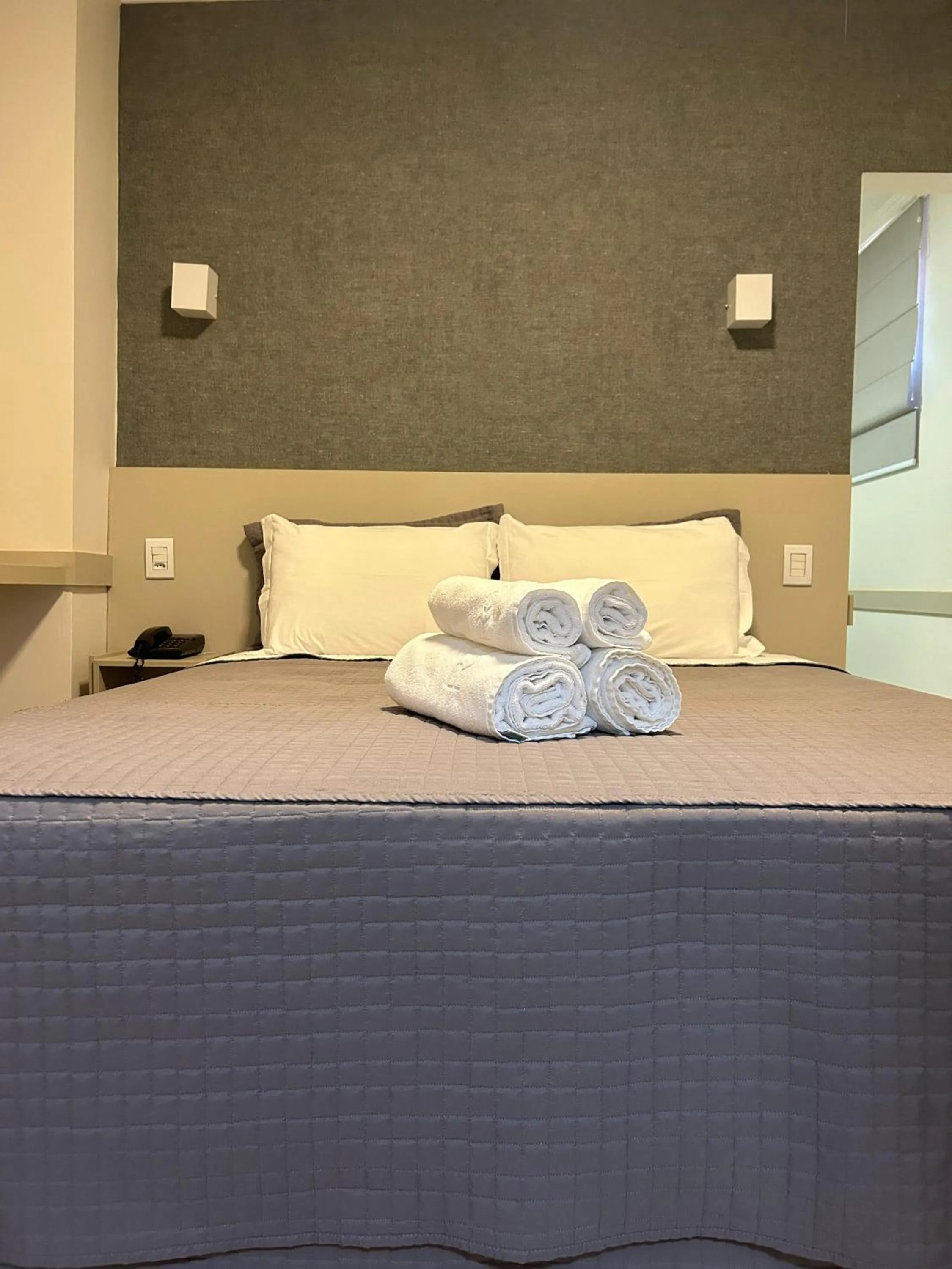 Bedroom, Bed in Realce Hotel