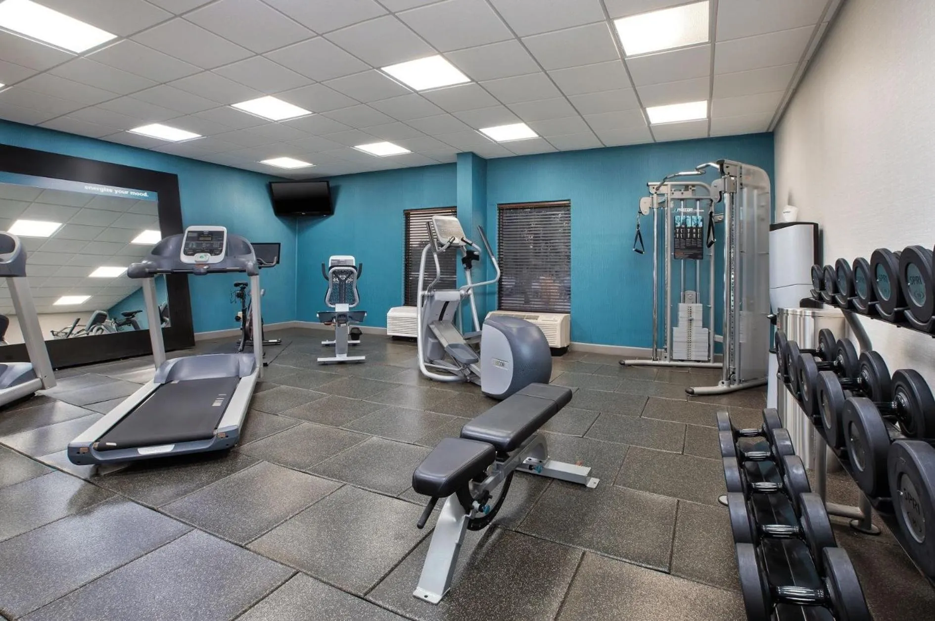 Fitness centre/facilities in Hampton Inn Cincinnati Northwest Fairfield