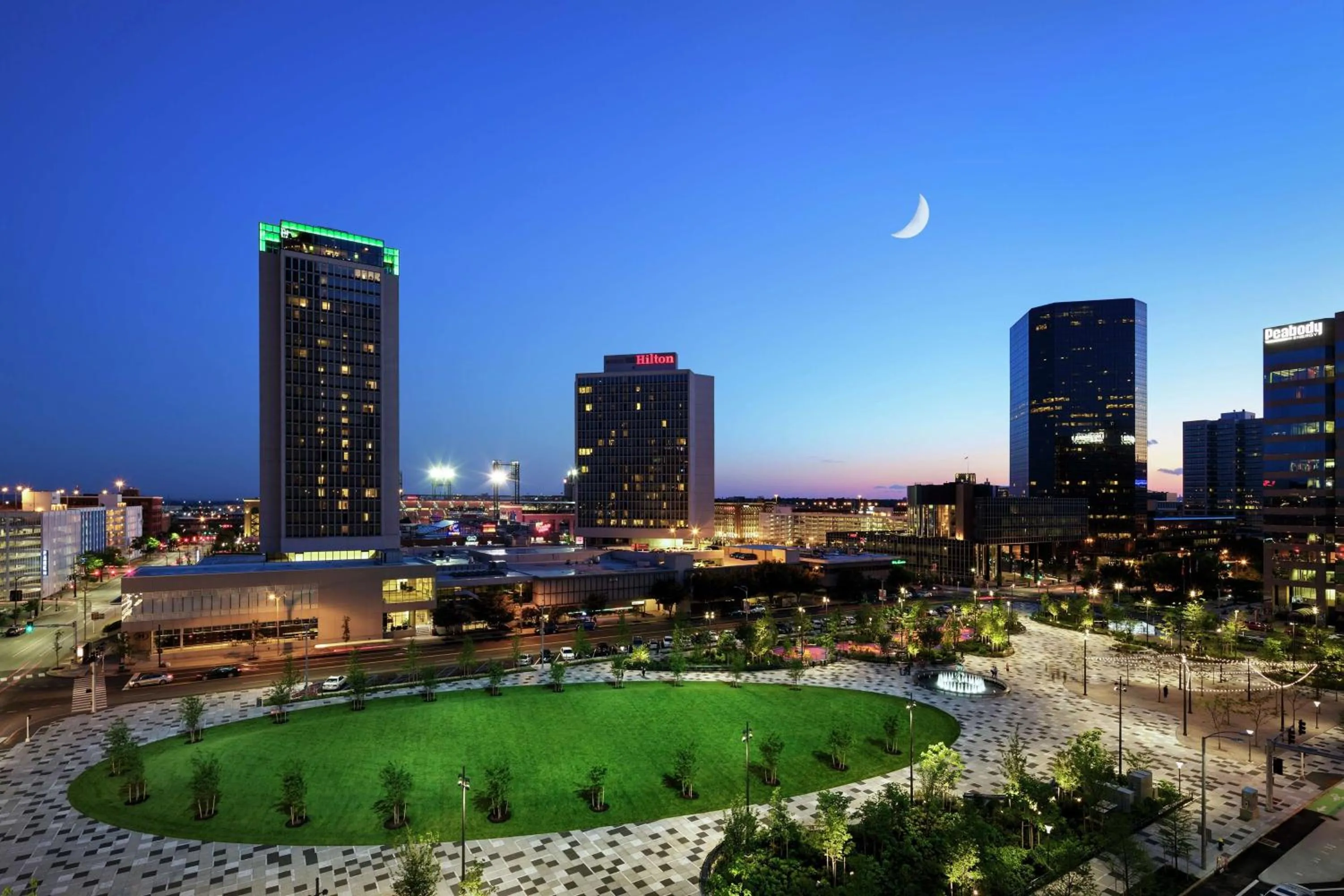Property building in Hilton St. Louis at the Ballpark