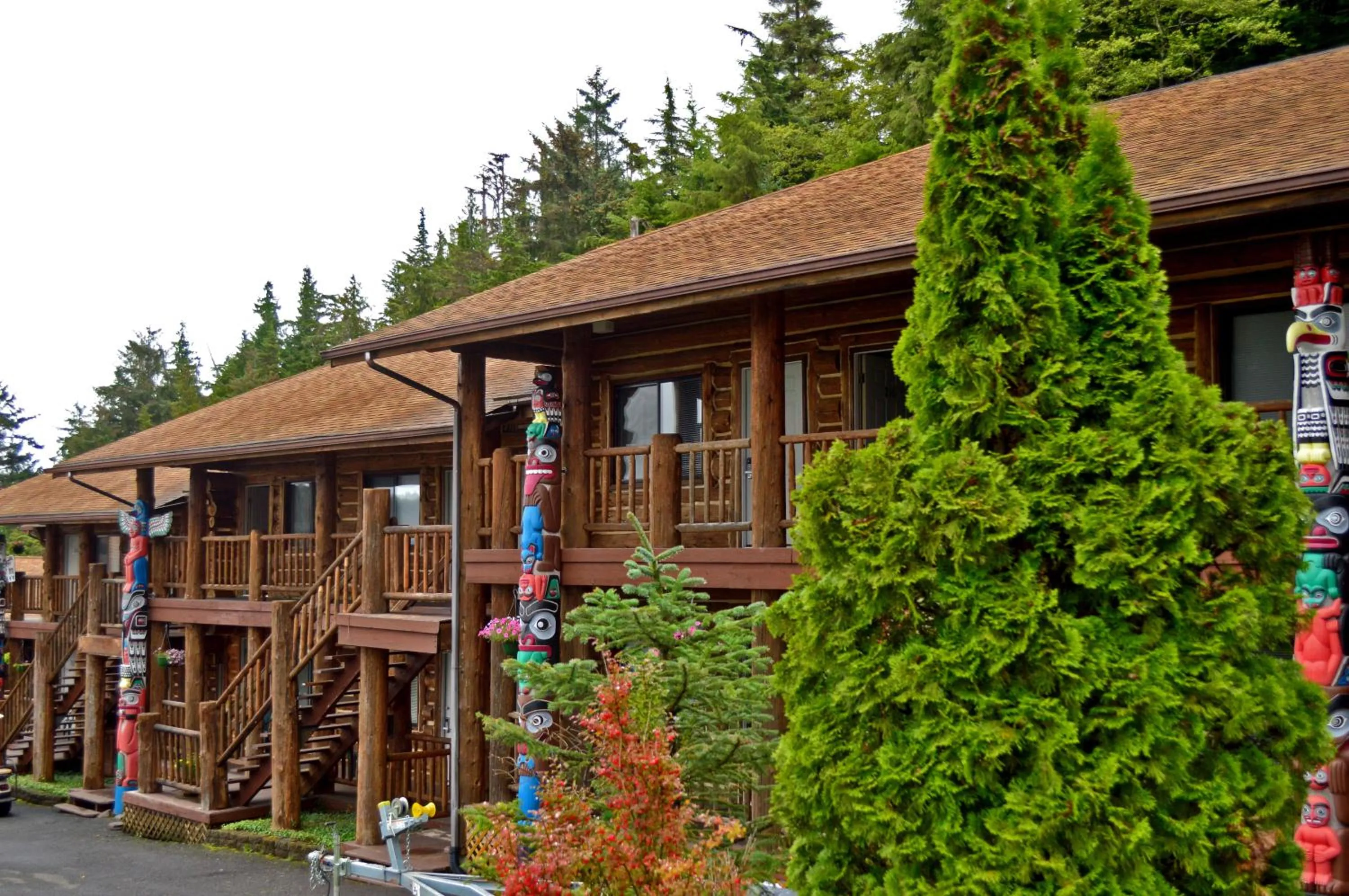 Property building in Salmon Falls Resort