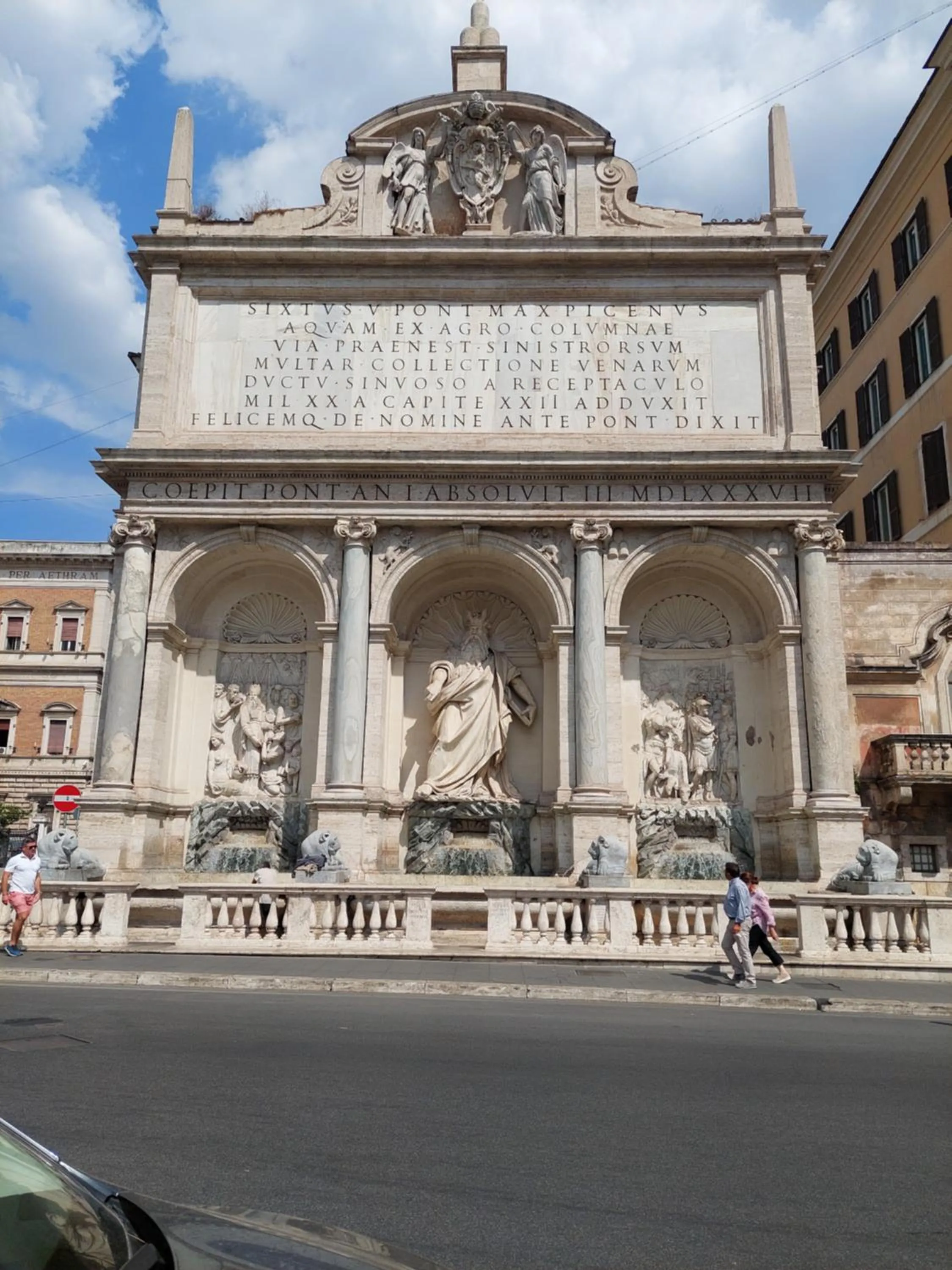 Entertainment in Apartment Rome 18
