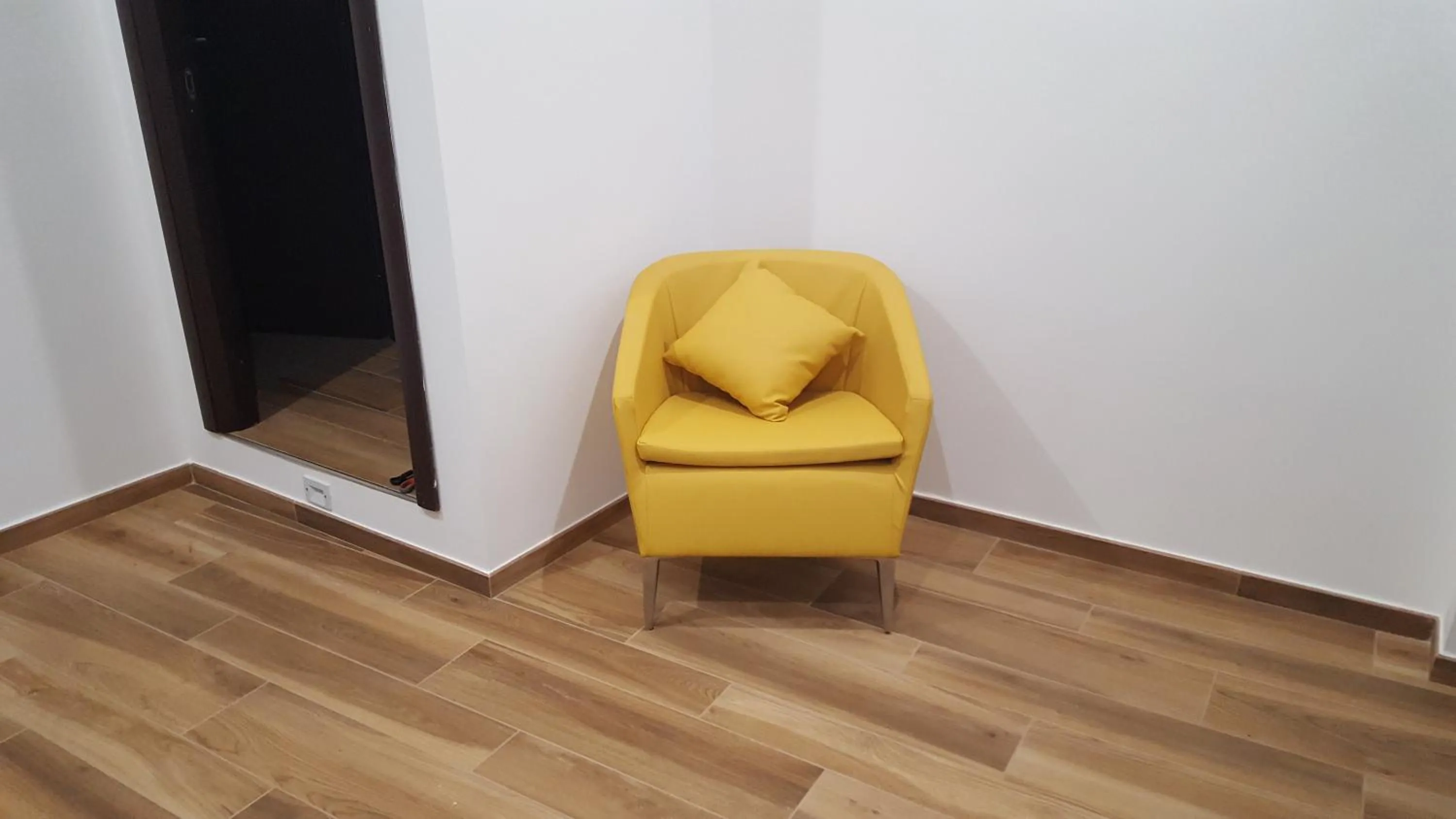 Communal lounge/ TV room in Una Finestra su Monti