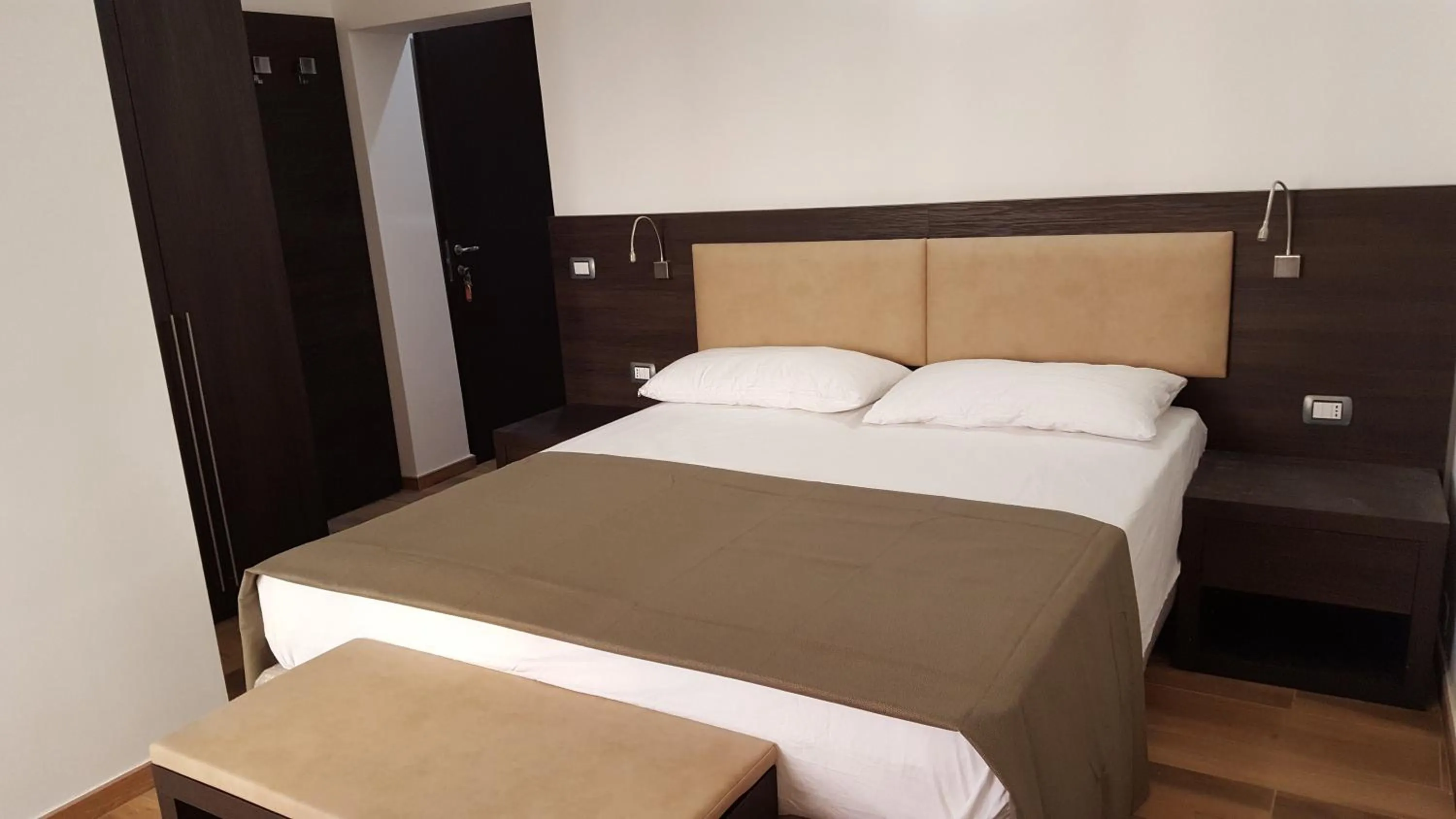 Photo of the whole room, Bed in Una Finestra su Monti