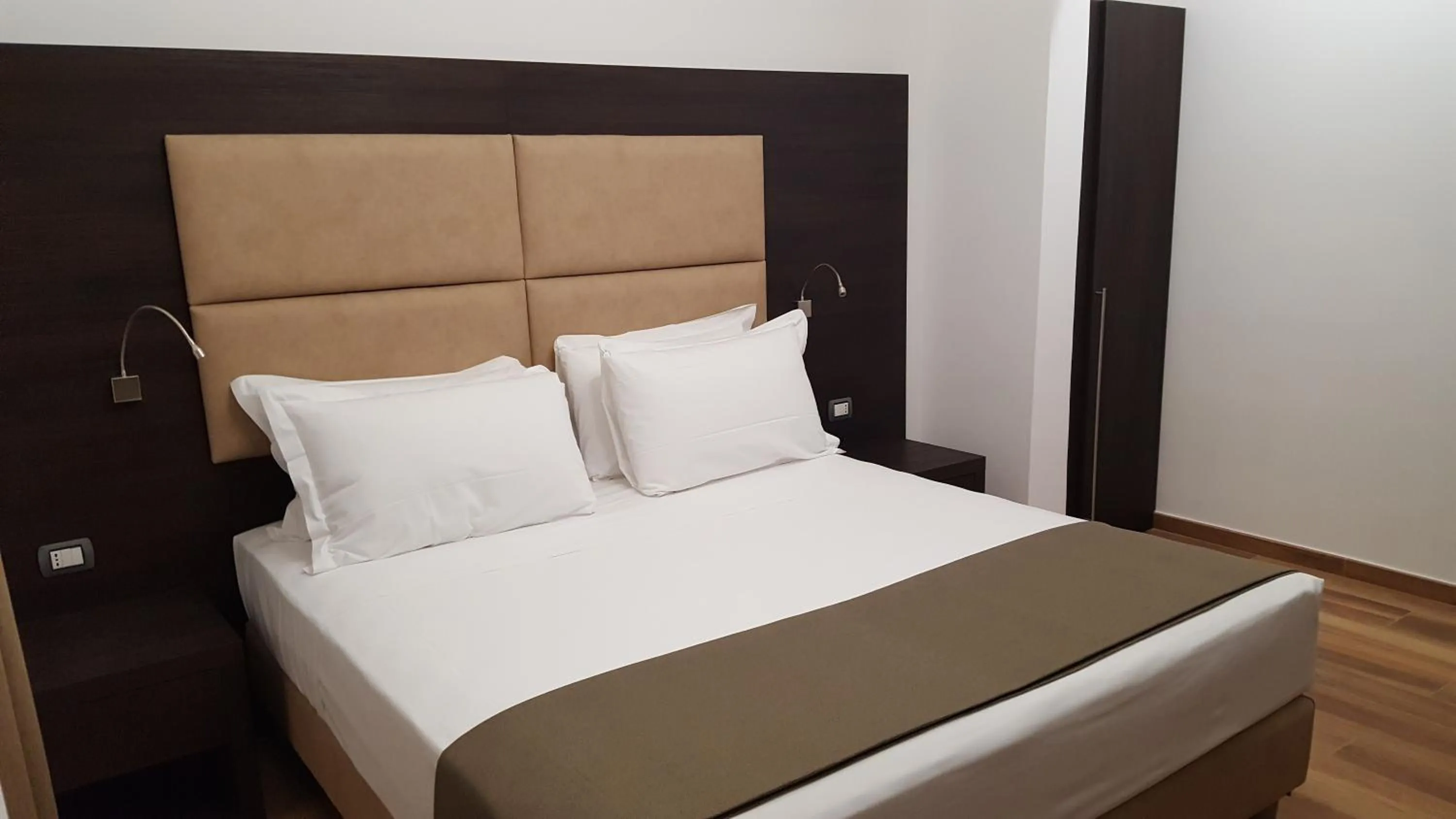 Photo of the whole room, Bed in Una Finestra su Monti