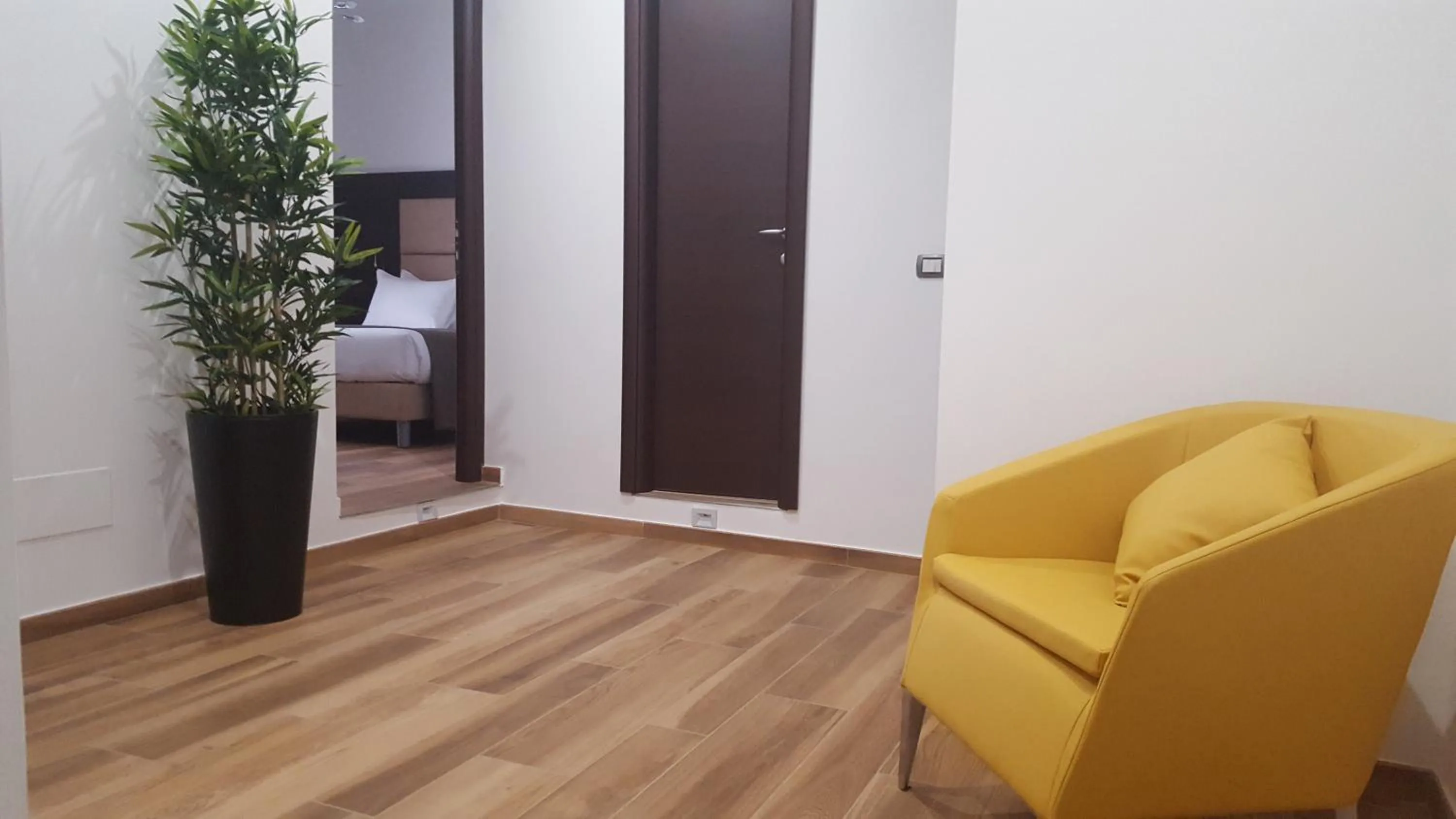 Communal lounge/ TV room, Bed in Una Finestra su Monti