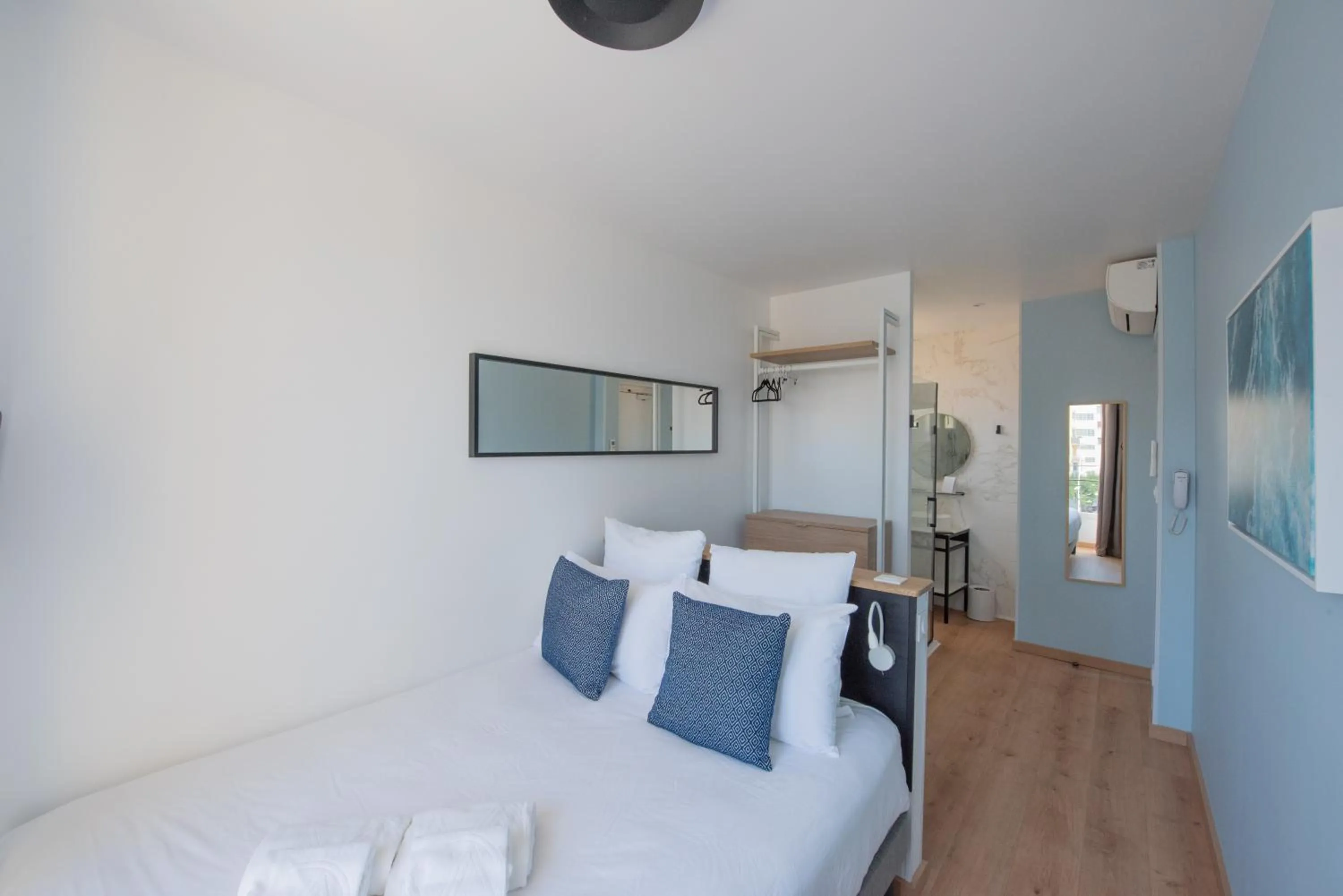 Bed in Hotel Restaurant La Villa Arena