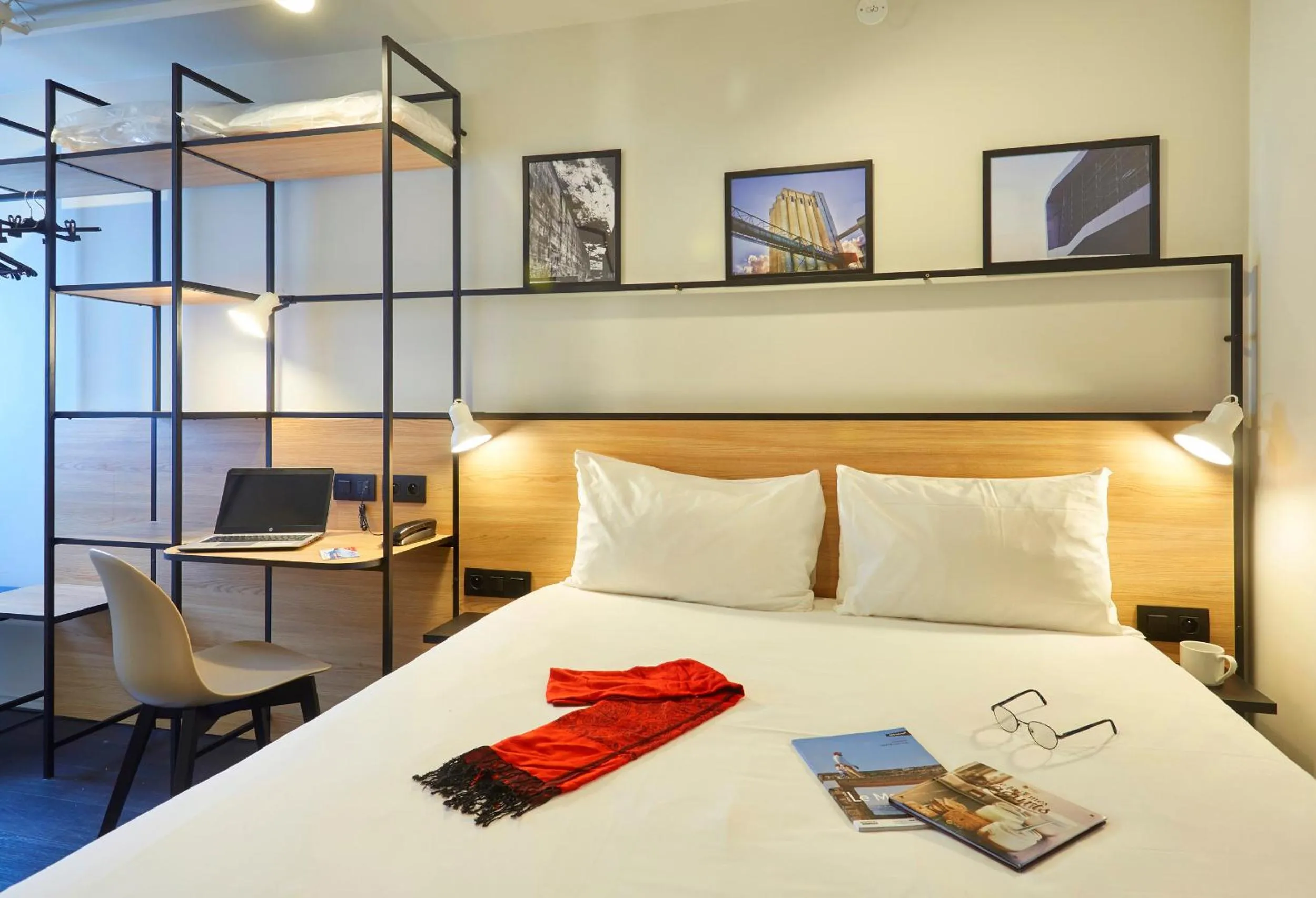 Bed in ibis Lorient Centre Gare