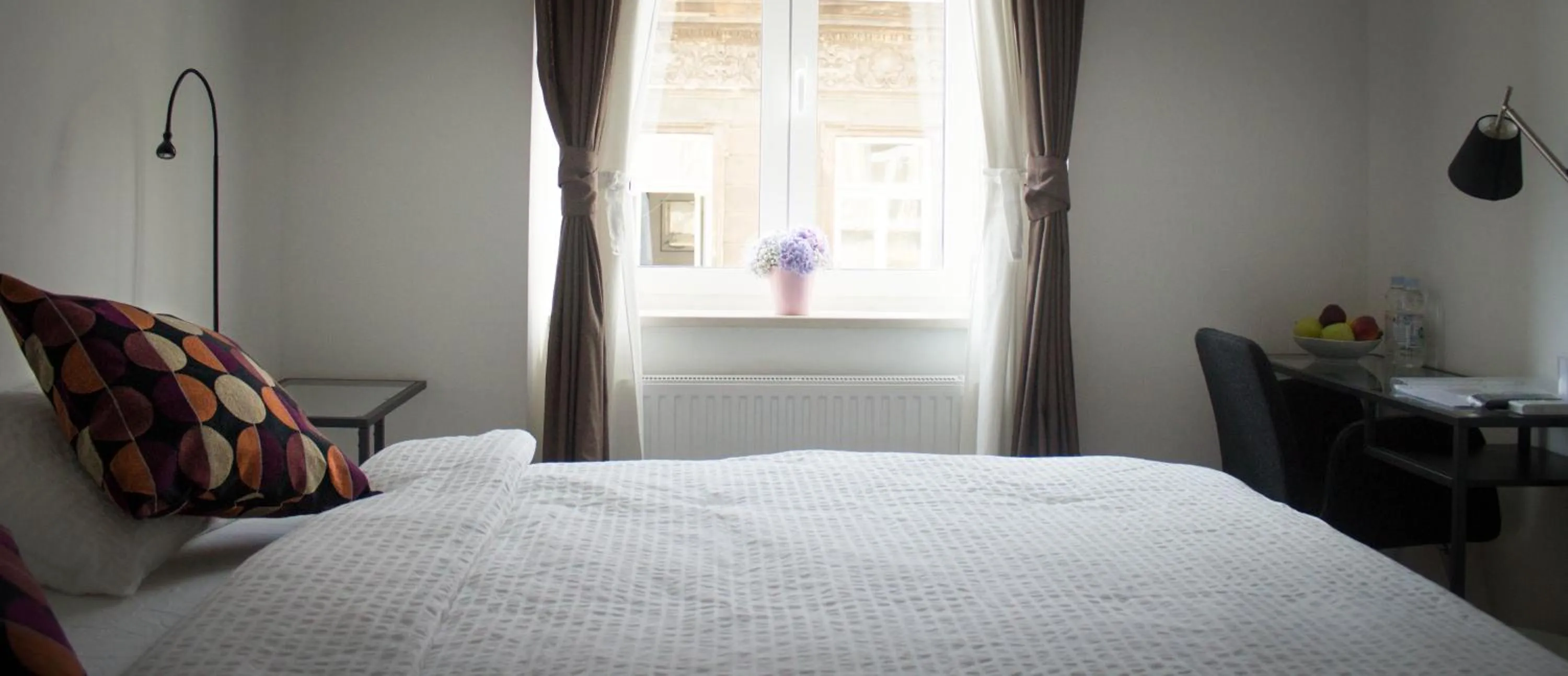 City view, Bed in B&B Cool Centre Zagreb