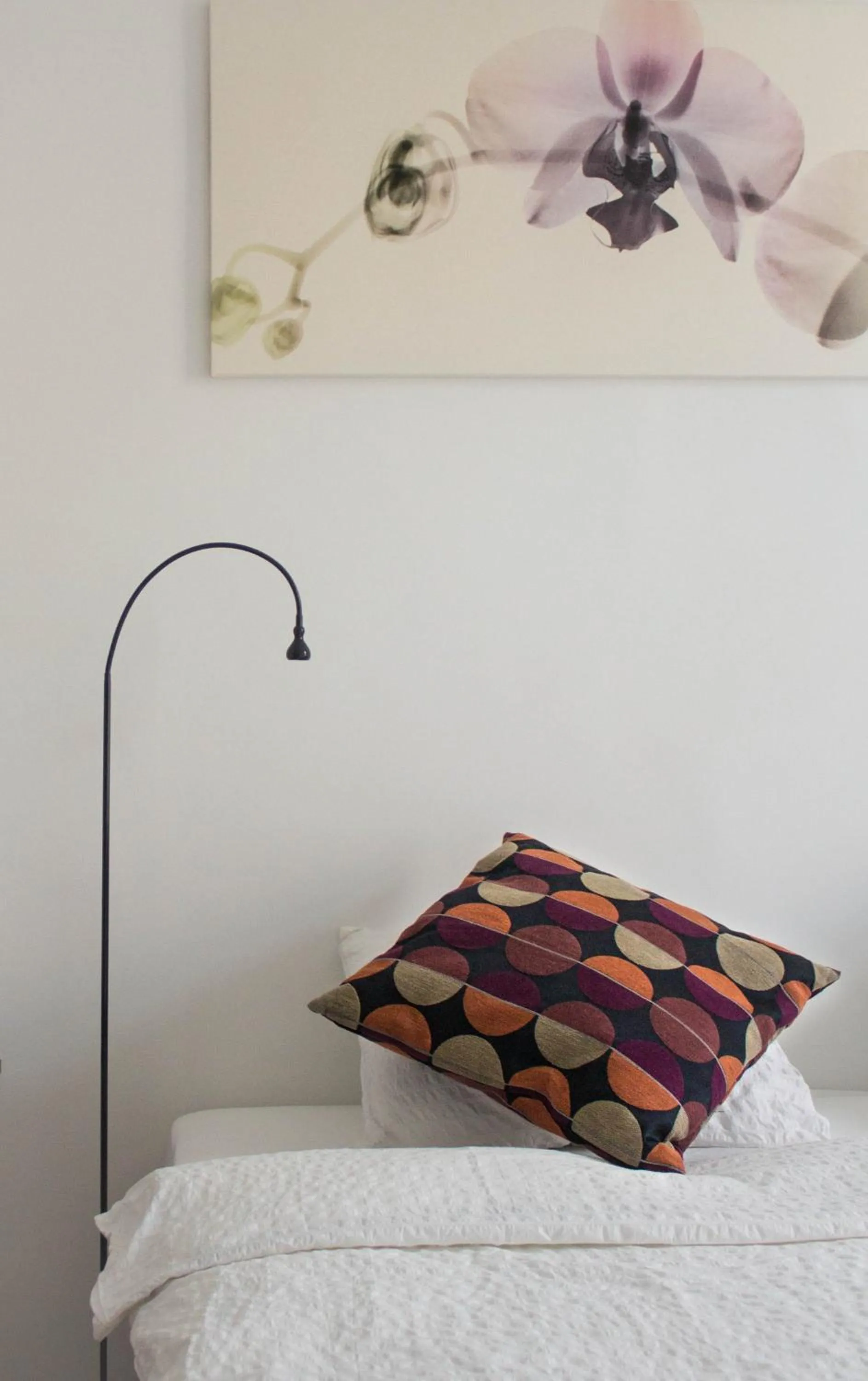 Decorative detail, Bed in B&B Cool Centre Zagreb