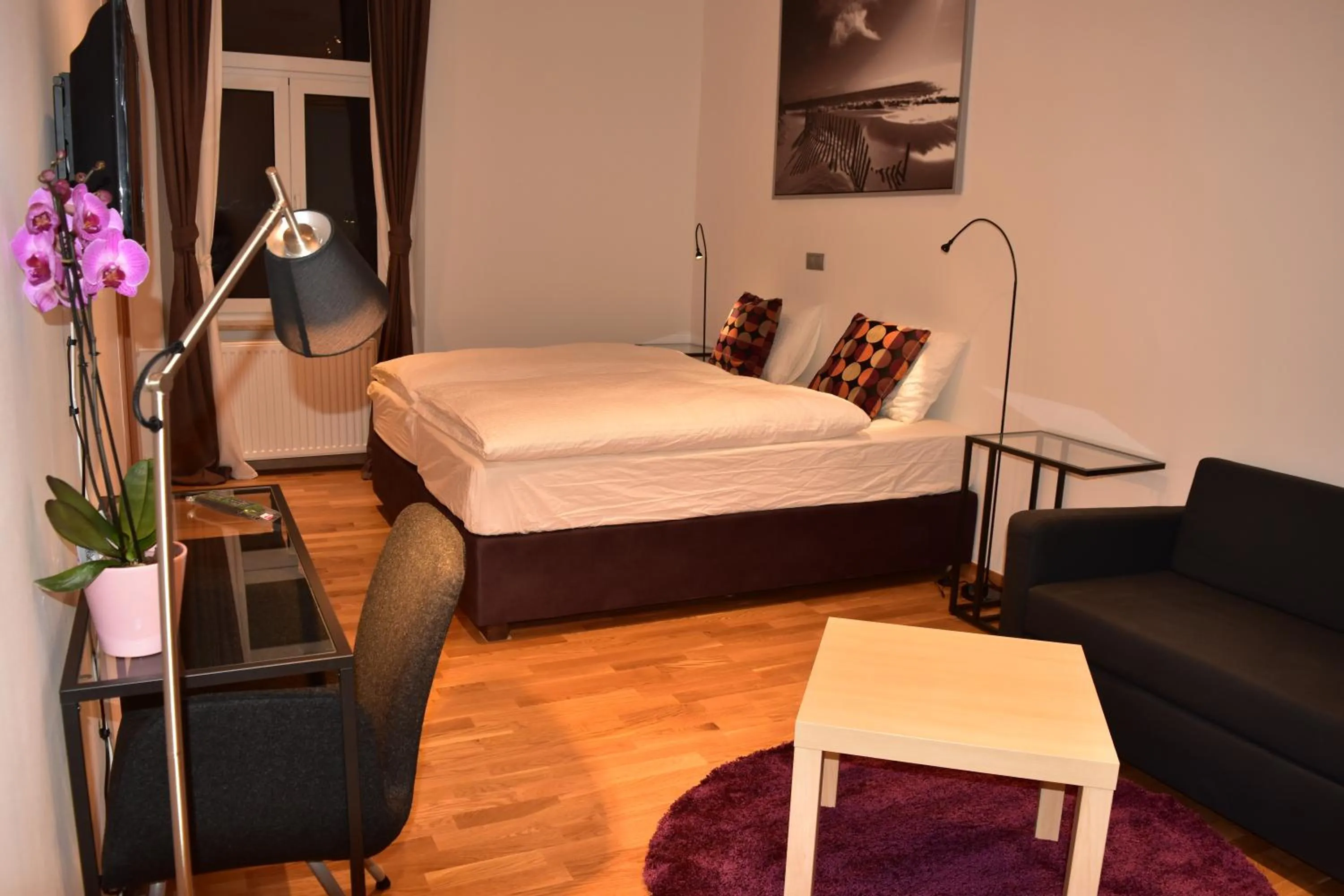 Photo of the whole room, Bed in B&B Cool Centre Zagreb