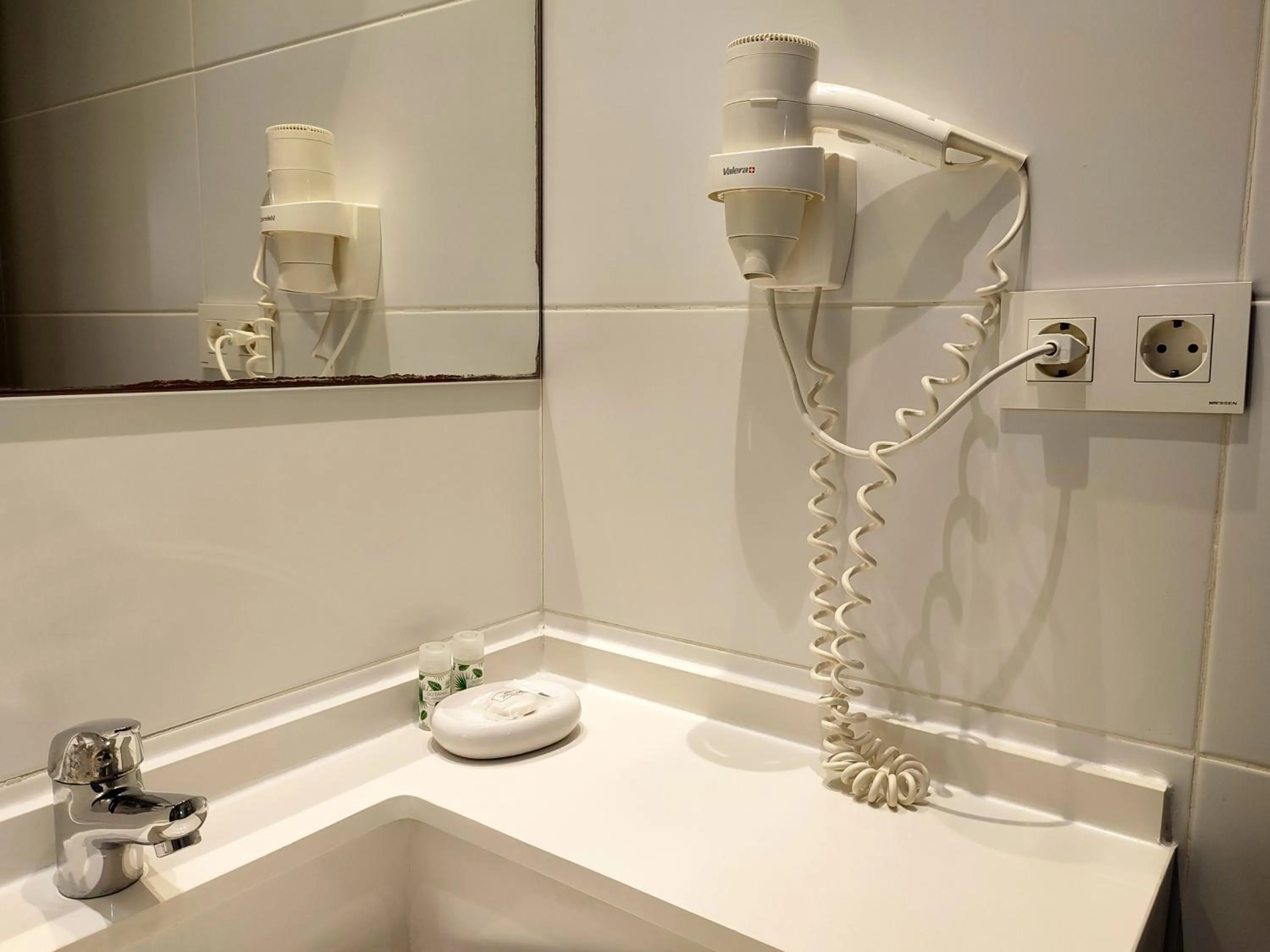 Bathroom in Flats Friends Soho Suites