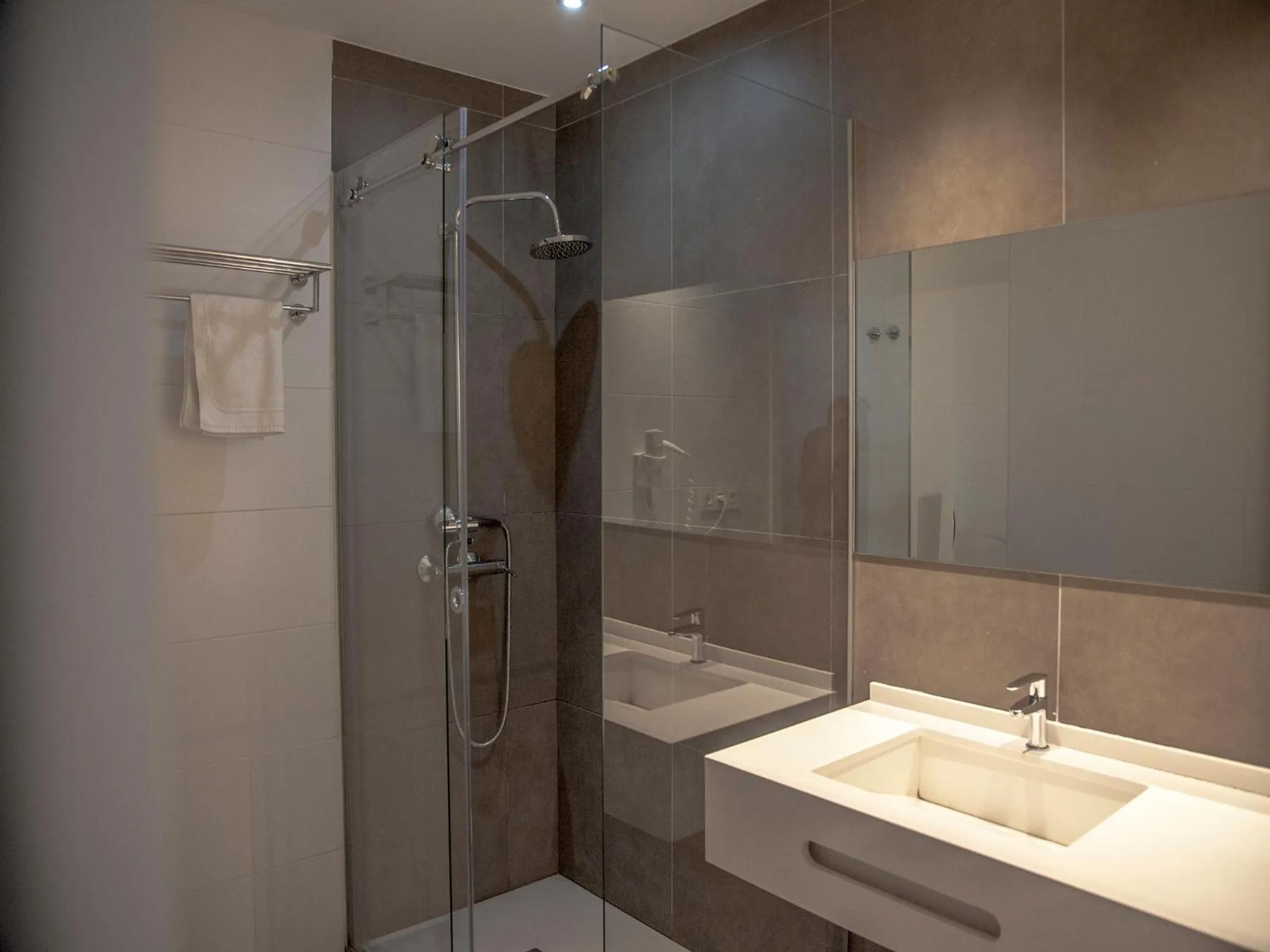 Bathroom in Flats Friends Soho Suites