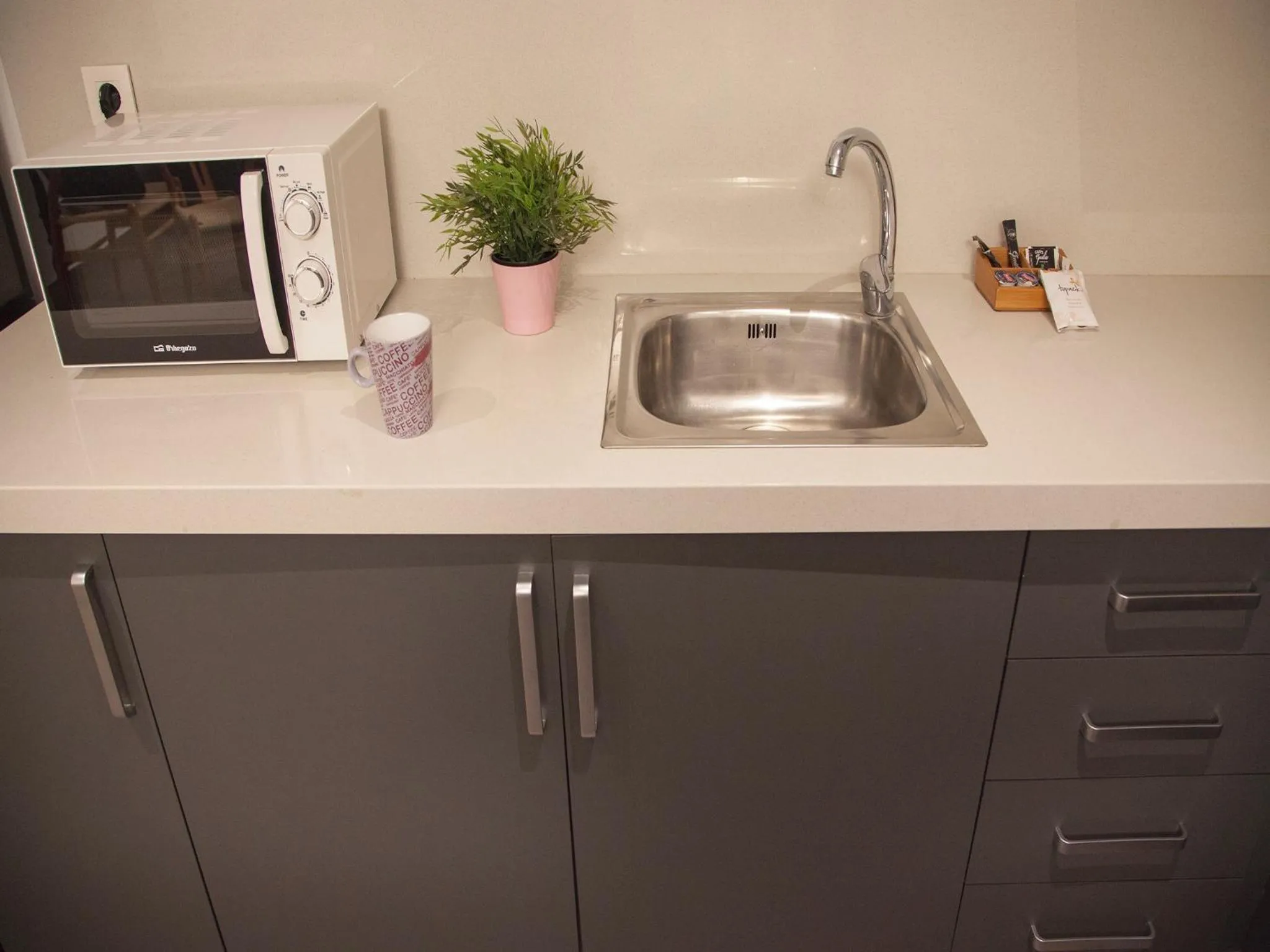 Kitchen or kitchenette in Flats Friends Soho Suites