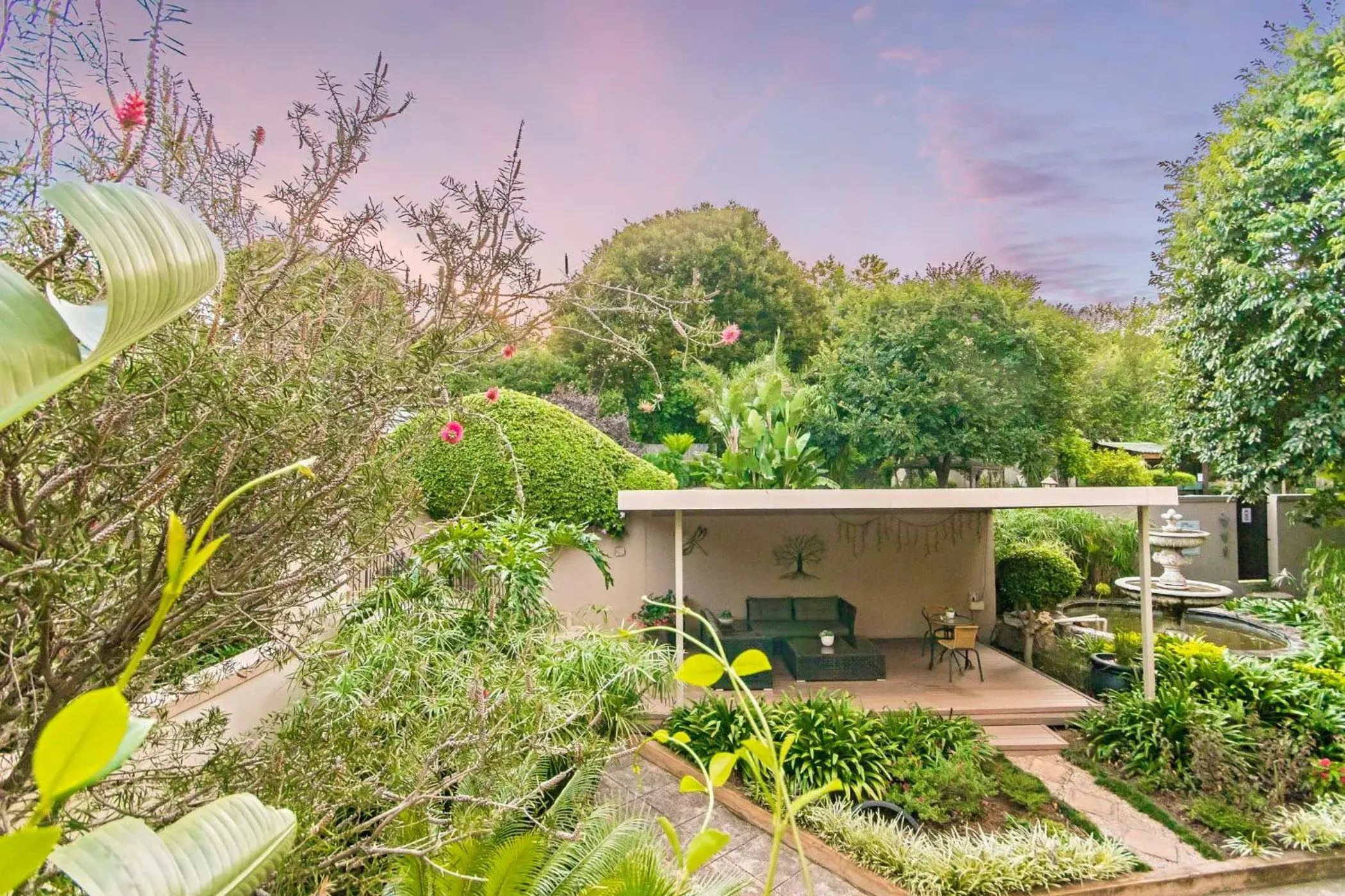 Two-Bedroom Apartment - single occupancy in Dunton Guest House Two-Bedroom Apartment - single occupancy in Dunton Guest House