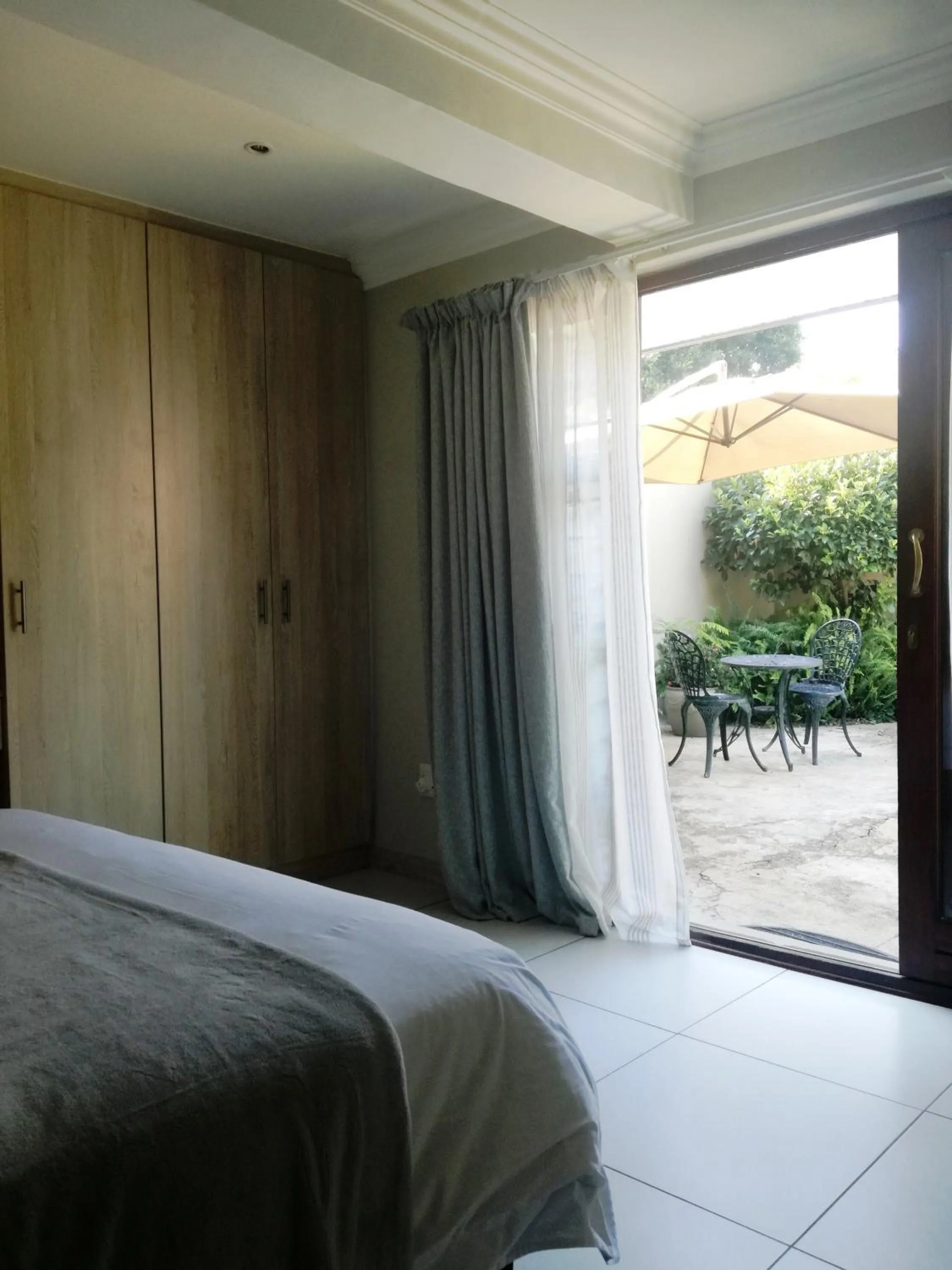 Bedroom, Bed in Dunton Guest House