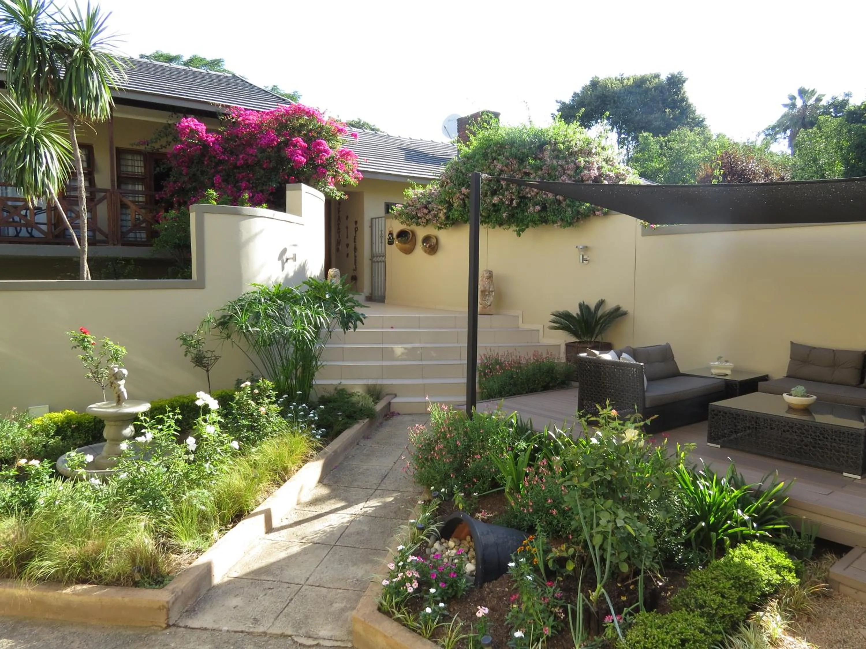 Garden in Dunton Guest House