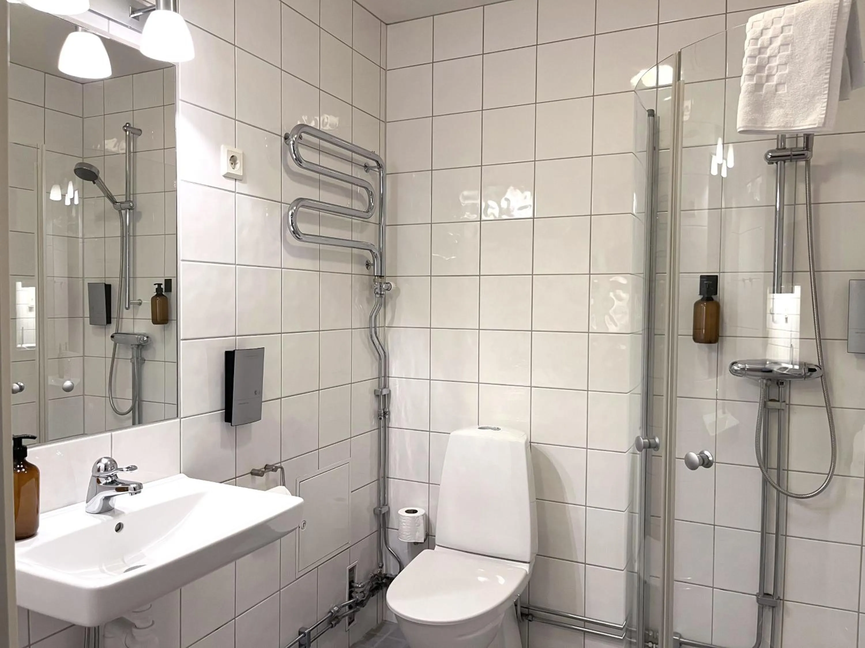 Shower in 2Home Hotel Apartments