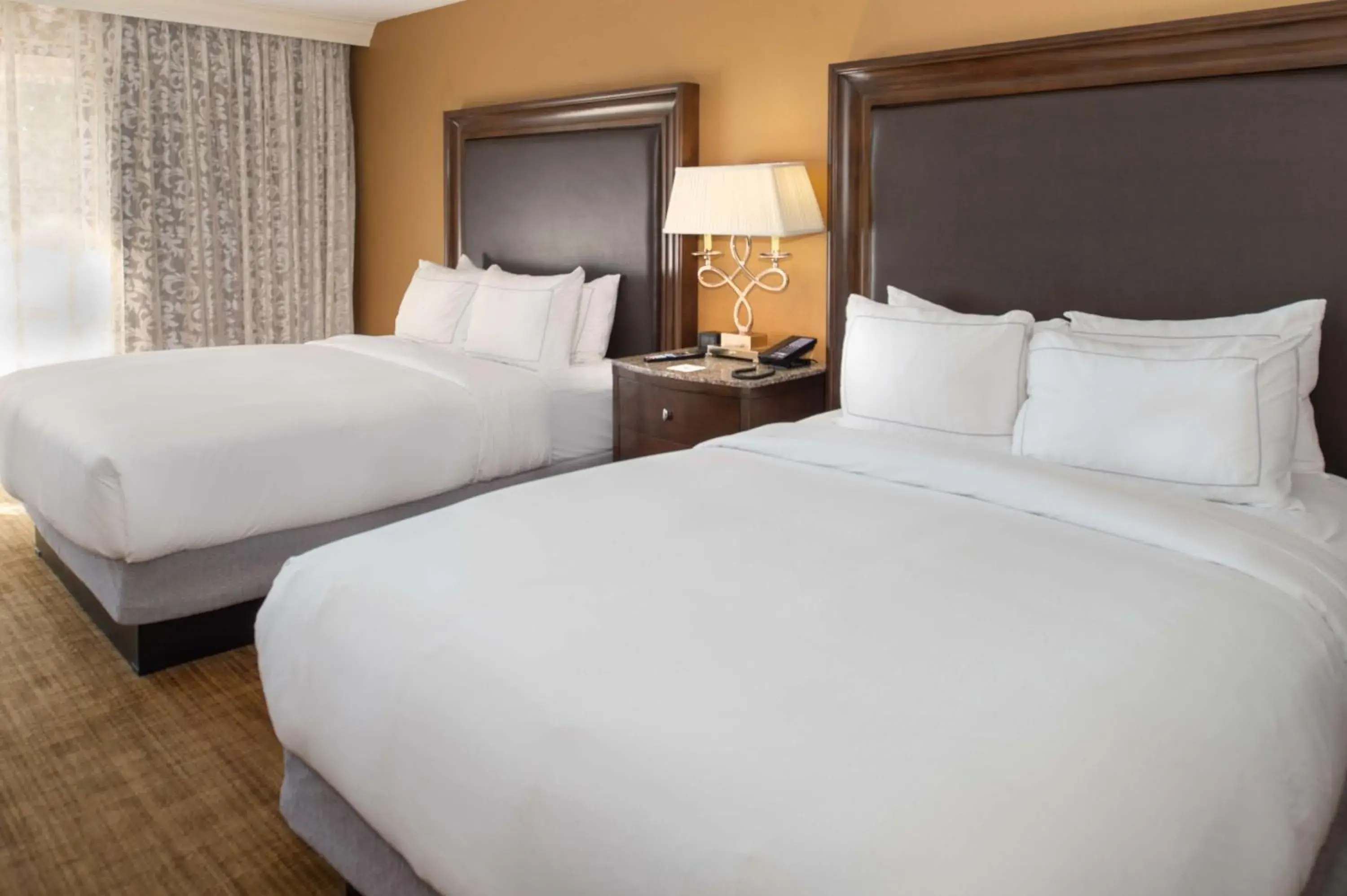 Deluxe Queen Room with Two Queen Beds in Hilton St. Louis Airport Deluxe Queen Room with Two Queen Beds in Hilton St. Louis Airport