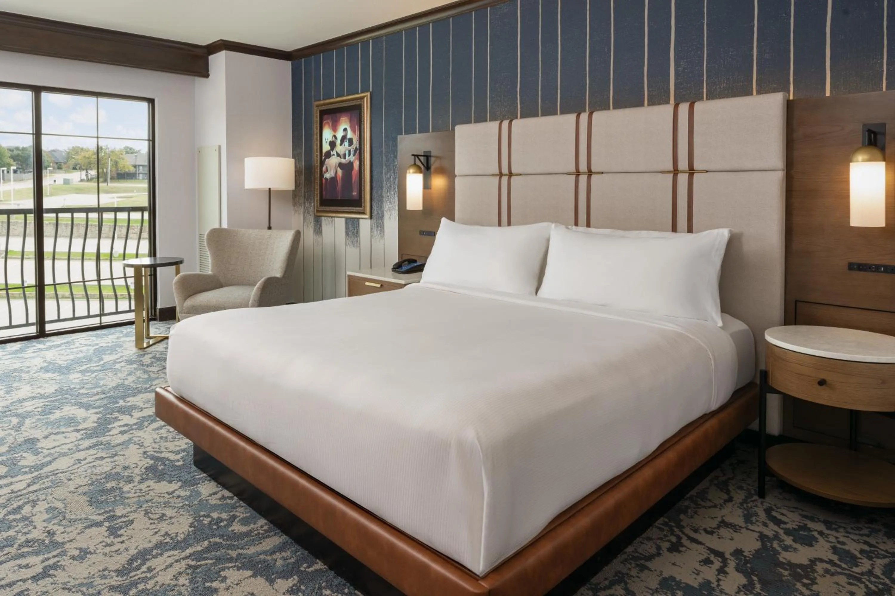 Bed in Hilton Dallas/Rockwall Lakefront Hotel