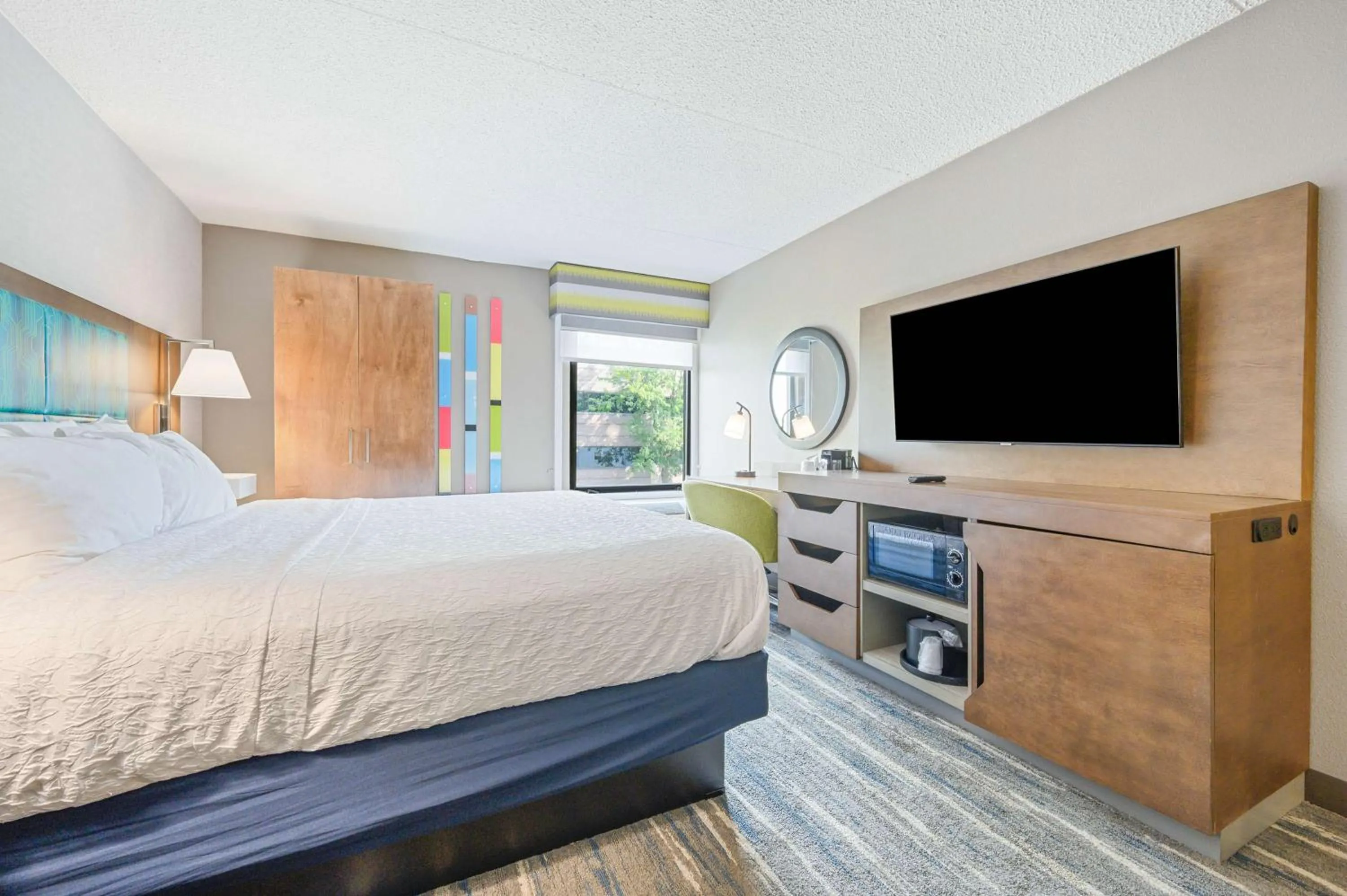 Bed in Hampton Inn St. Louis - Westport