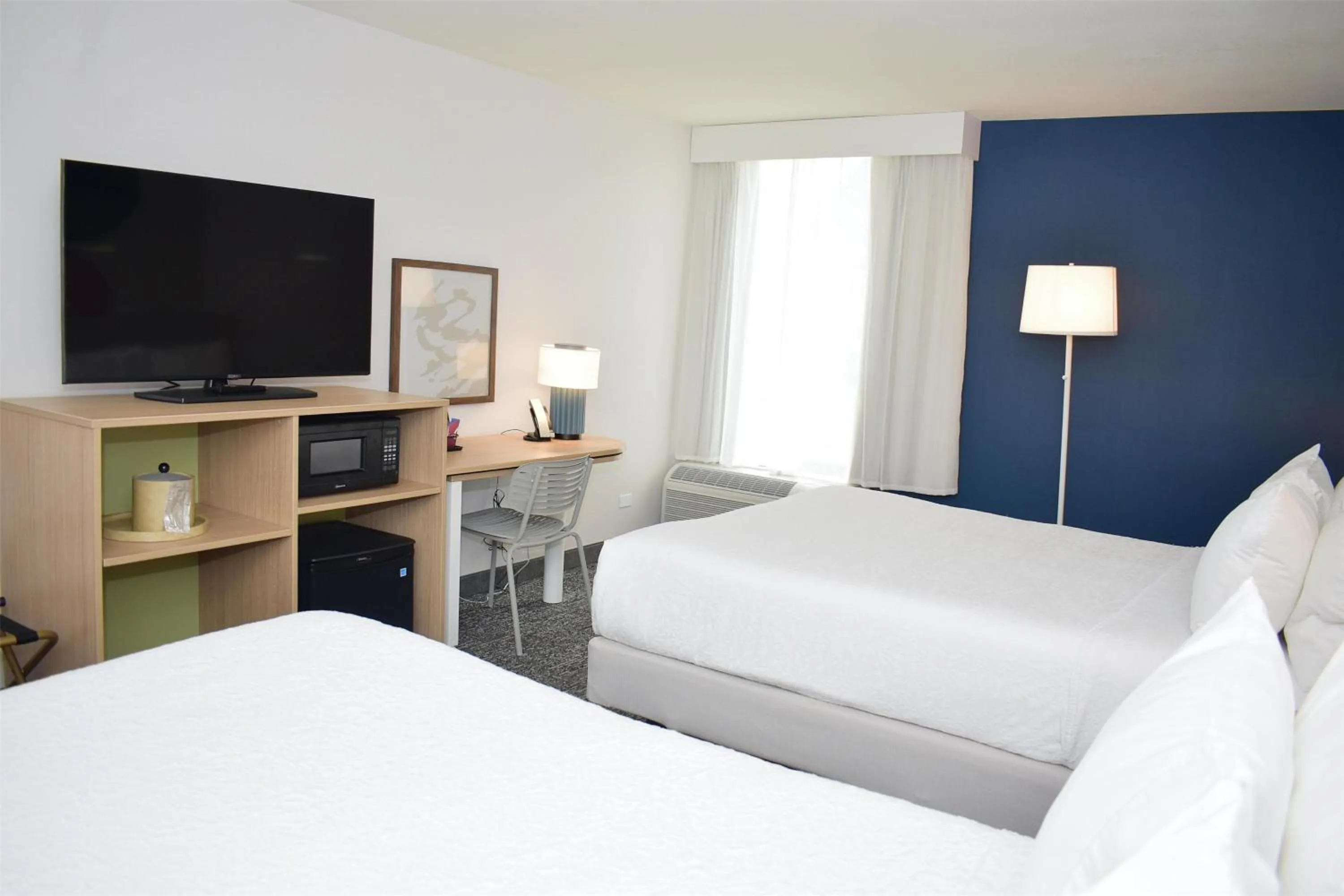 Bed in Spark by Hilton St Louis Southwest